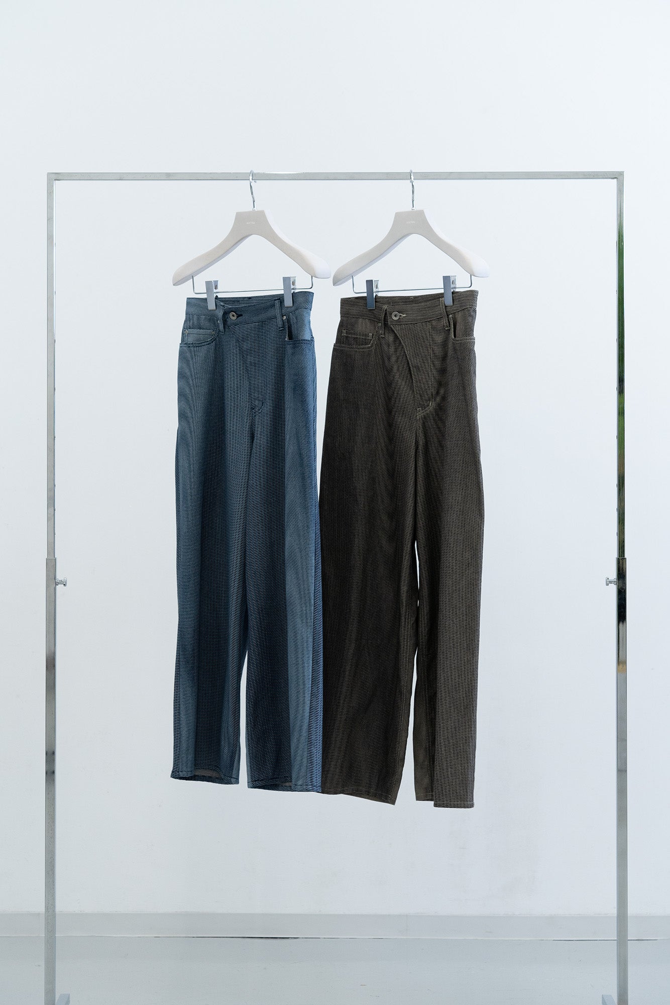 Mirage Bleach Denim / black