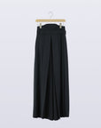 Hak Pleats Pants / black