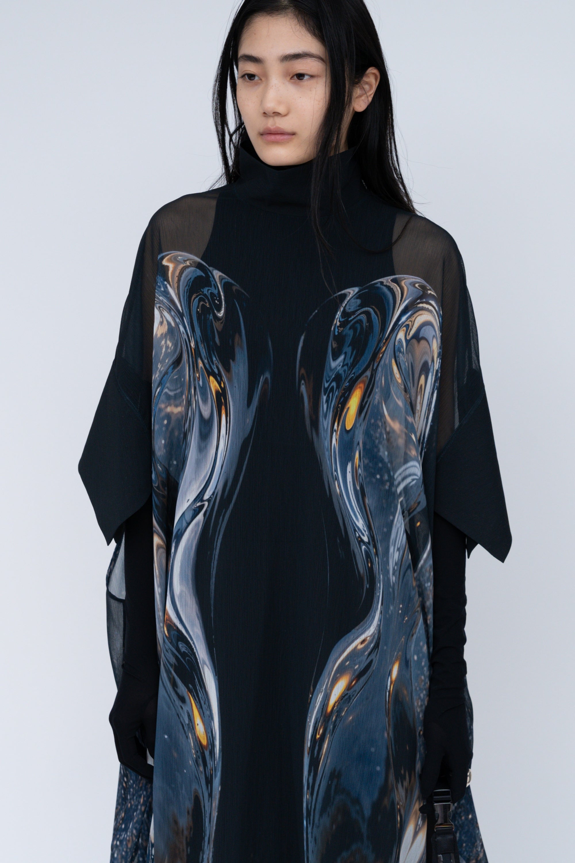 Phenomenal Sheer Robe / black