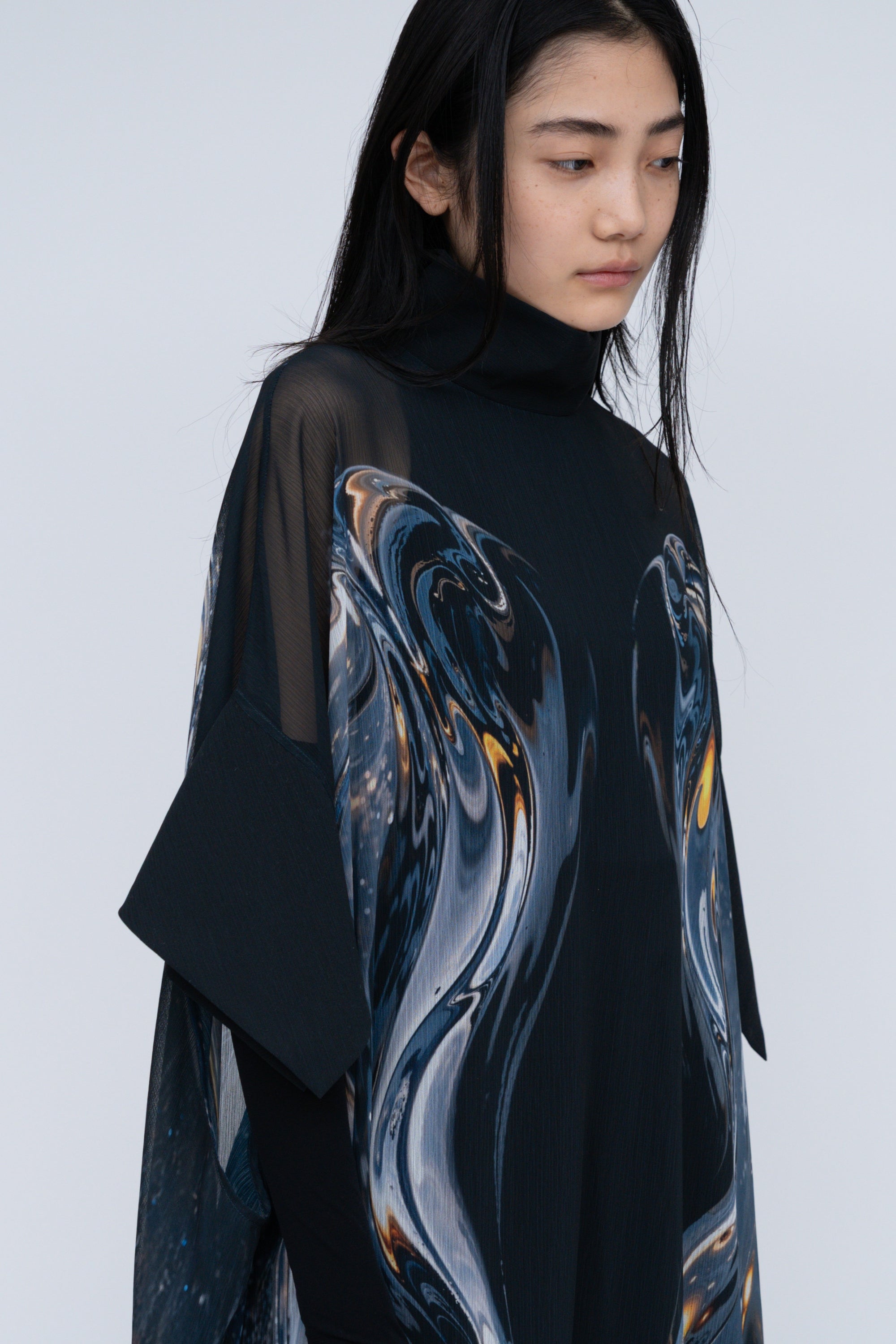 Phenomenal Sheer Robe / black