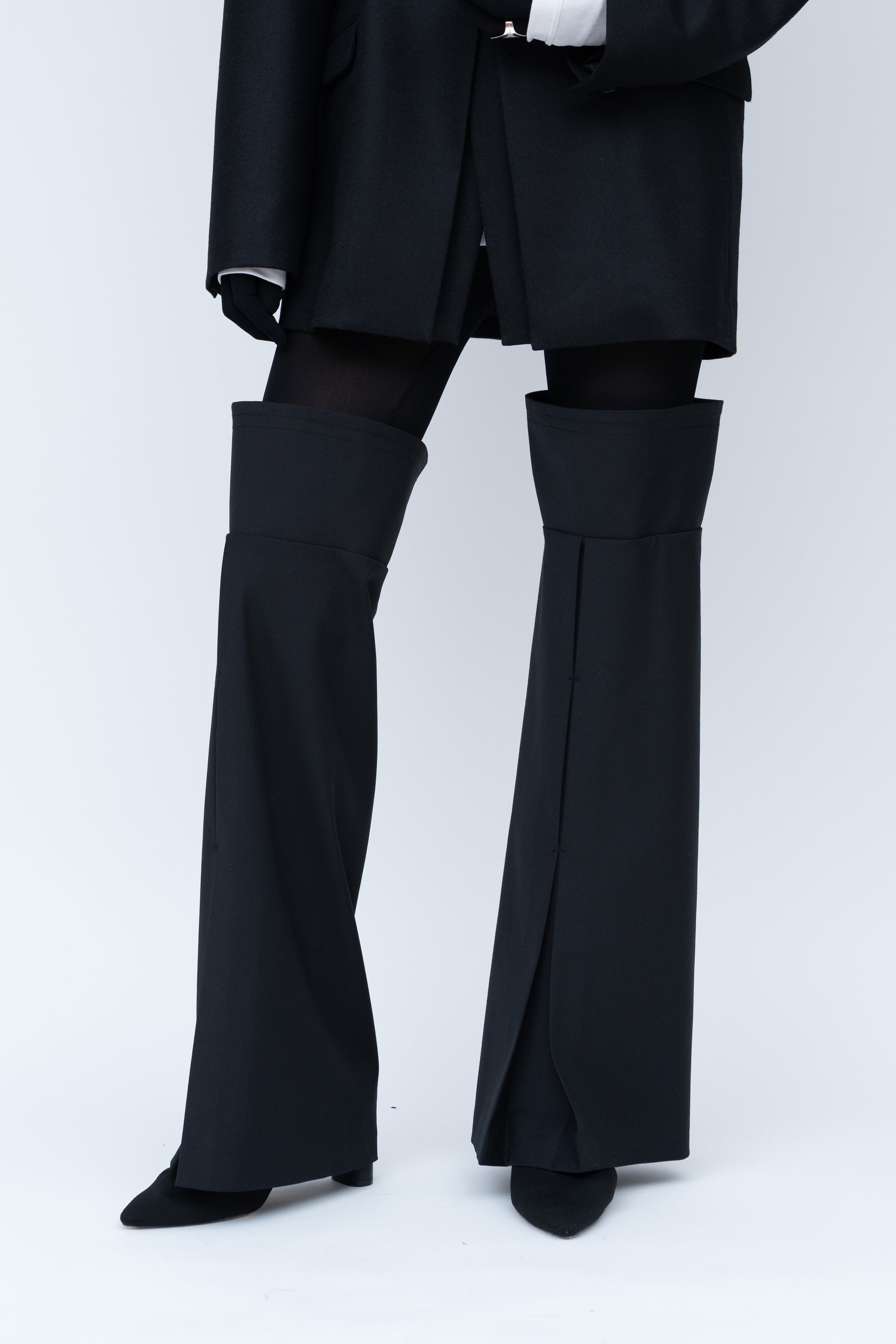 Hourglass Gaiters / black