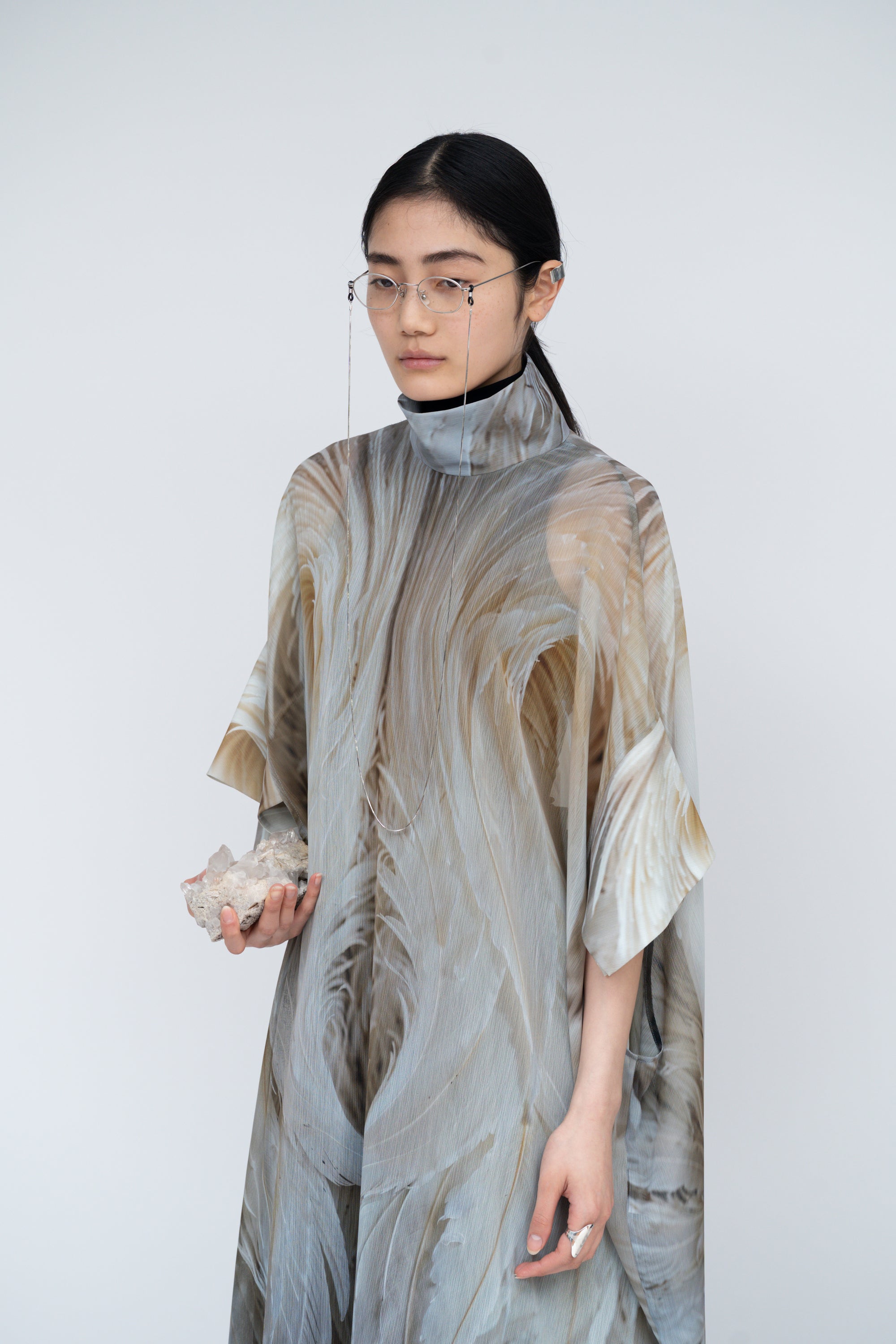 Phenomenal Sheer Robe / feather