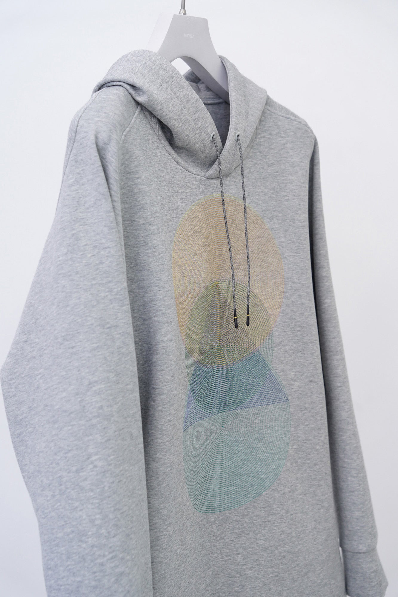 Echo Embroidery Hoodie / grey
