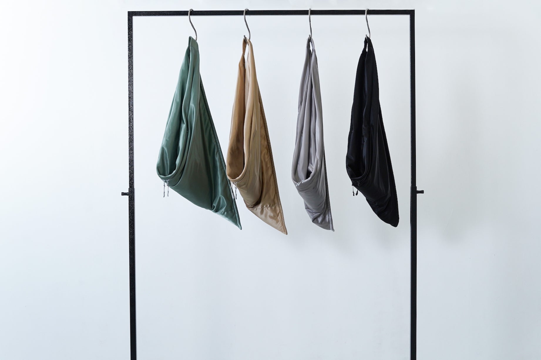 Tri Bag MA / gold – HATRA OFFICIAL
