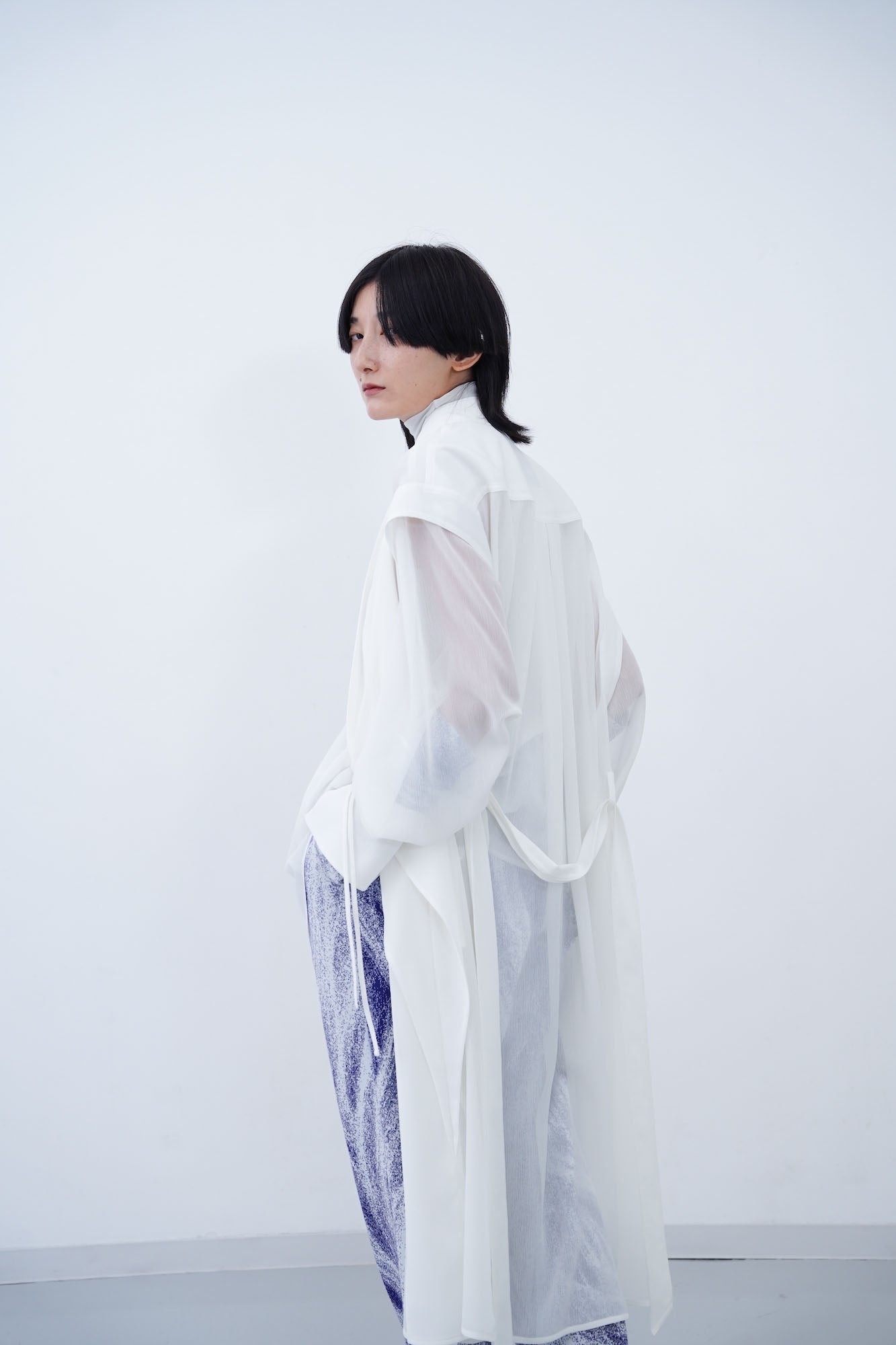 Dia Sheer Gown / ivory