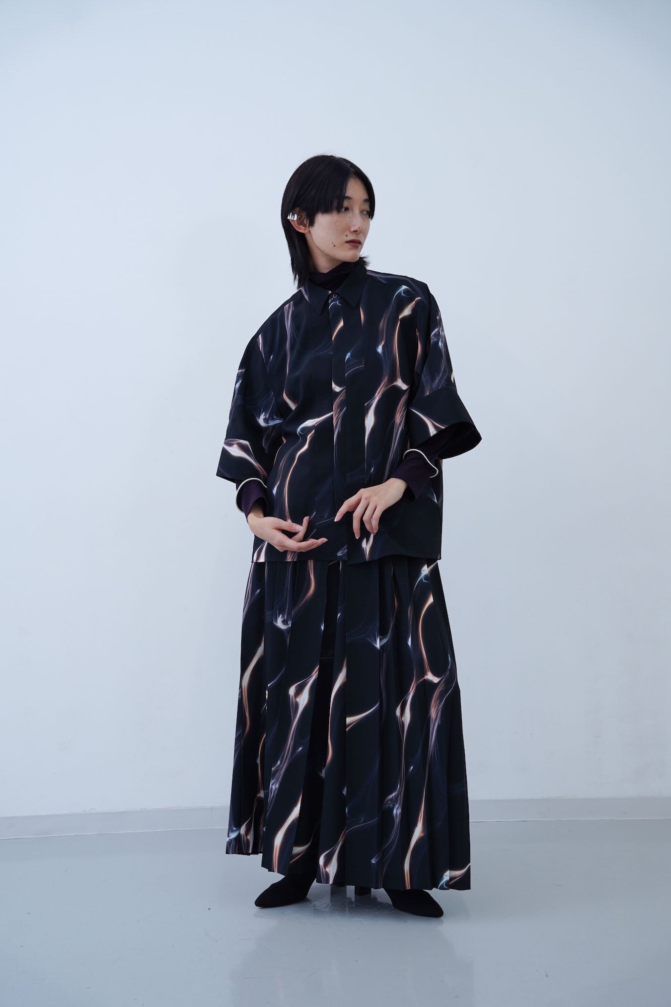 Neu Tri Shirt / dark