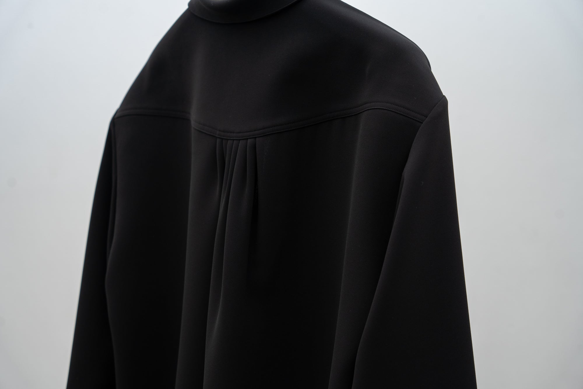 O Blouse / black
