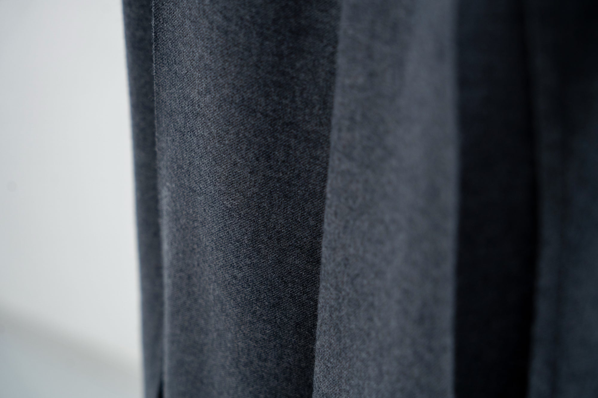 Dub Tailored Trousers / grey