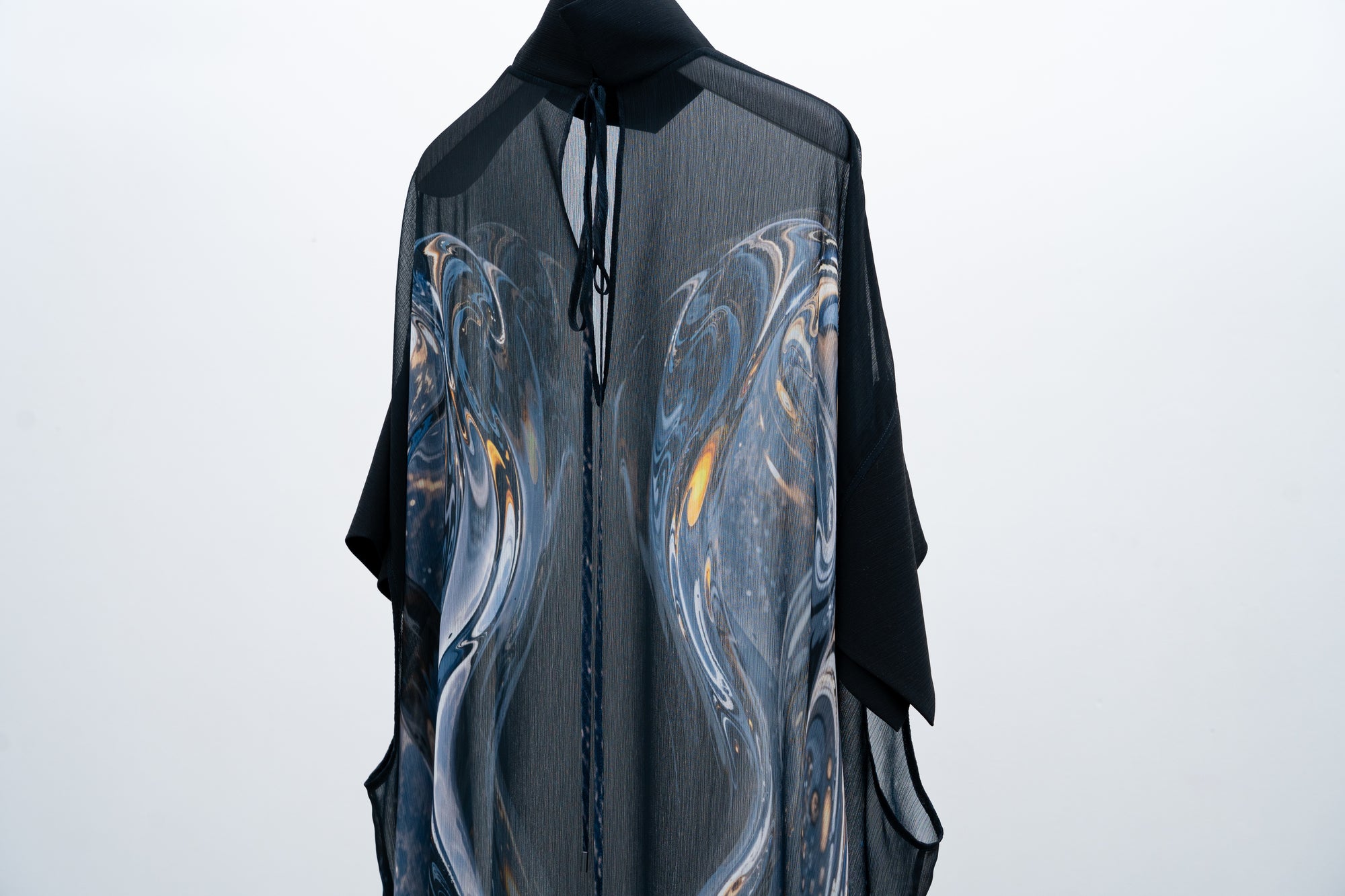 Phenomenal Sheer Robe / black