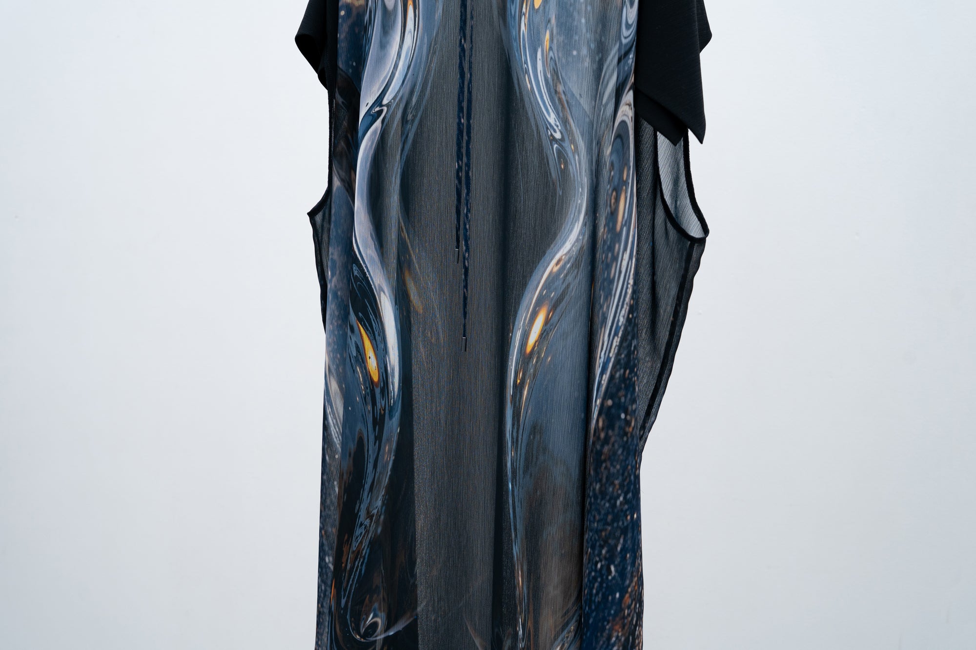 Phenomenal Sheer Robe / black