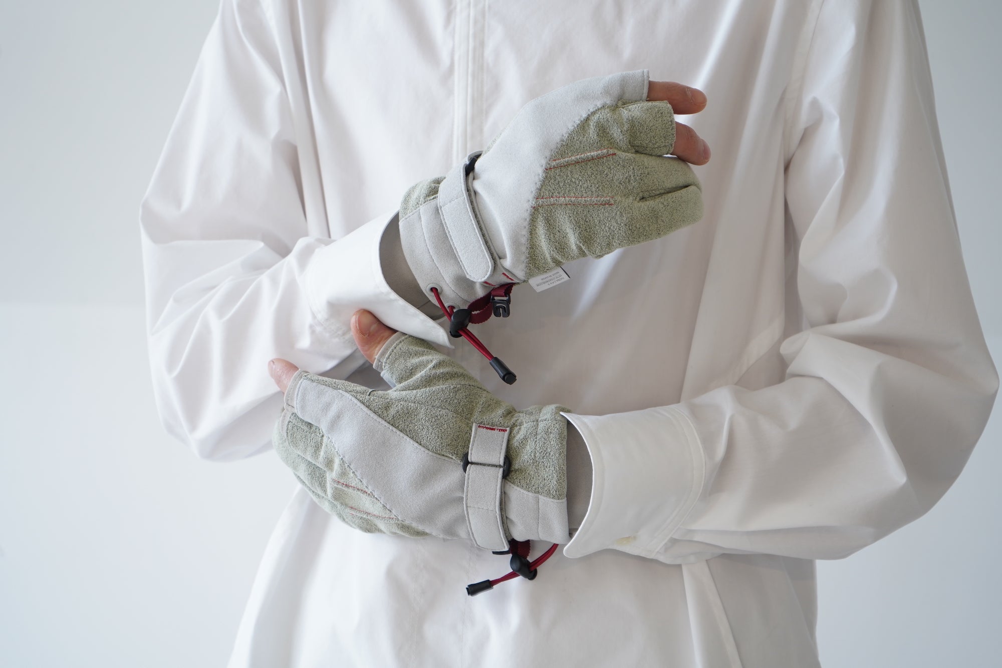 Study Gloves / grey – HATRA OFFICIAL