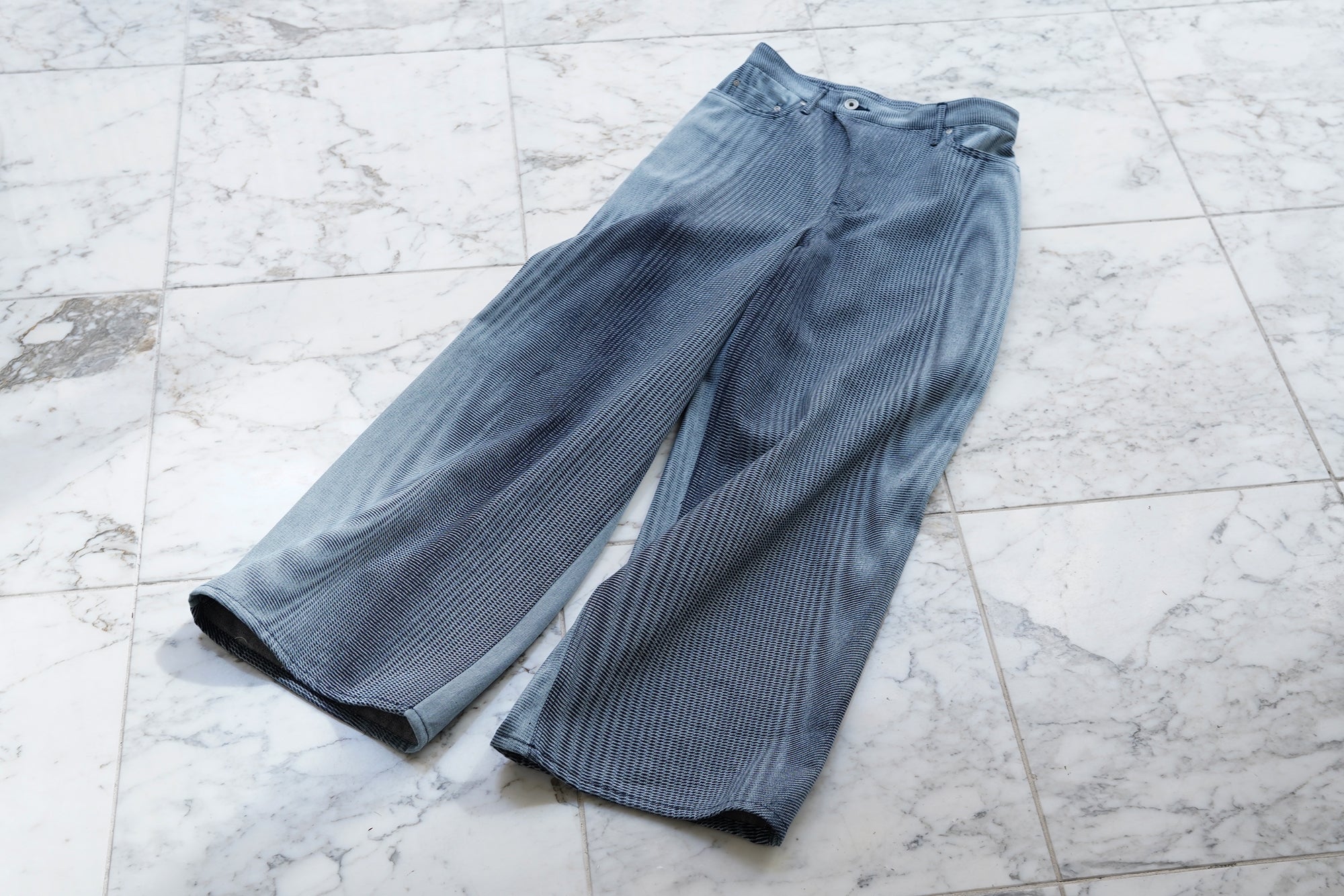 パンツ hatra Mirage Bleach Denim / navy Mirage Bleach Denim / navy – HATRA OFFICIAL