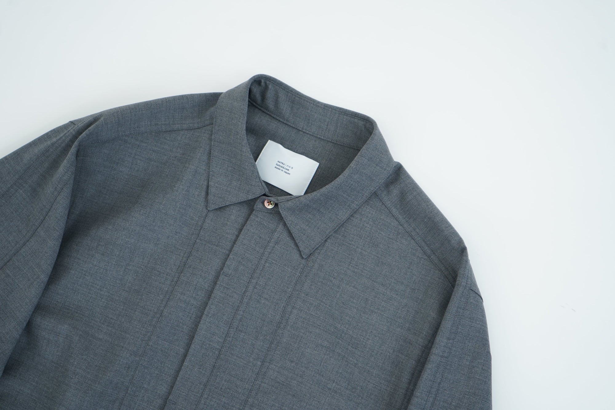 Tri Front Shirt / grey