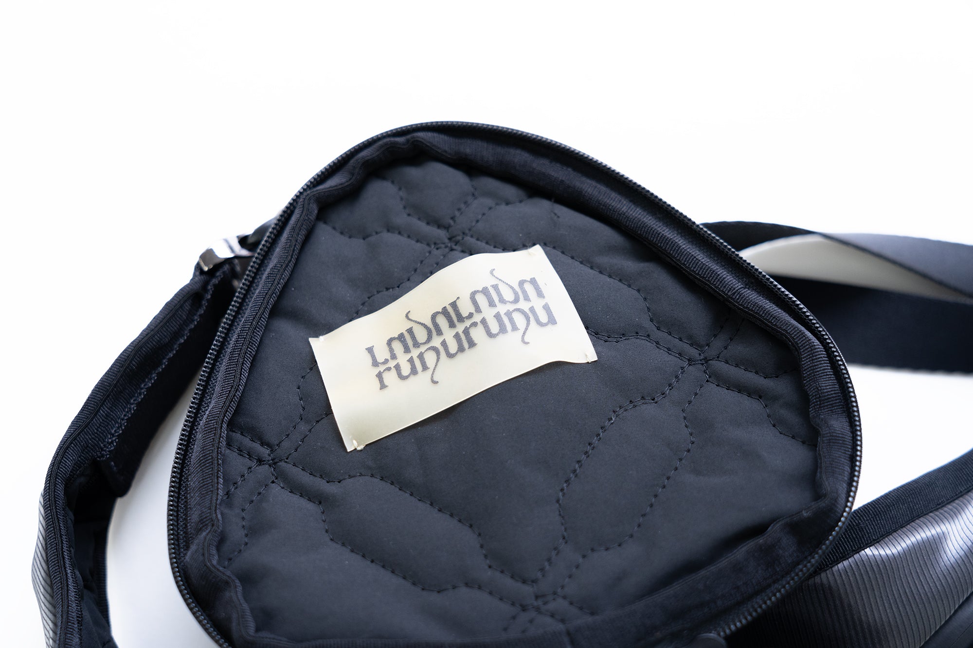 Sucker by runurunu / black