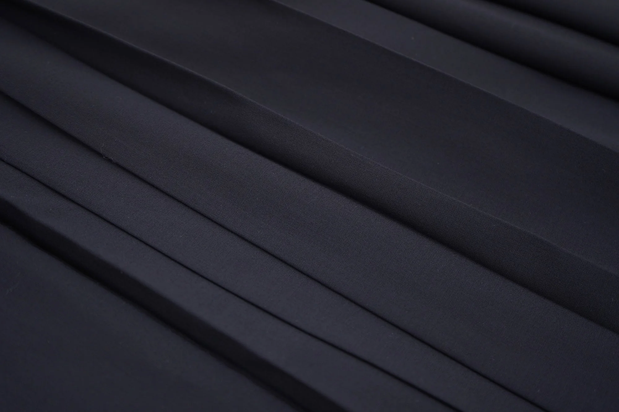 Hak Pleats Pants / black