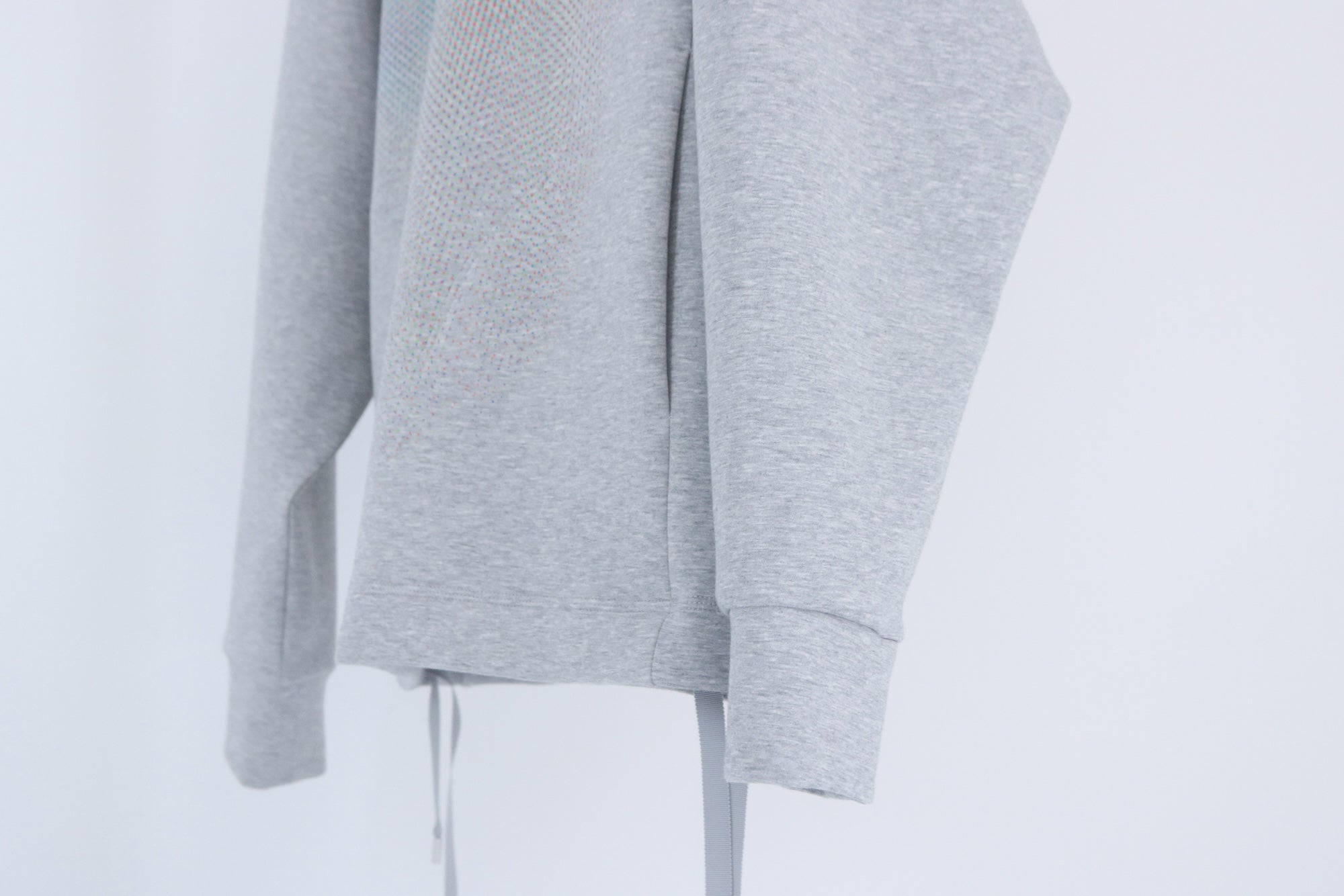 Tear Hoodie / grey