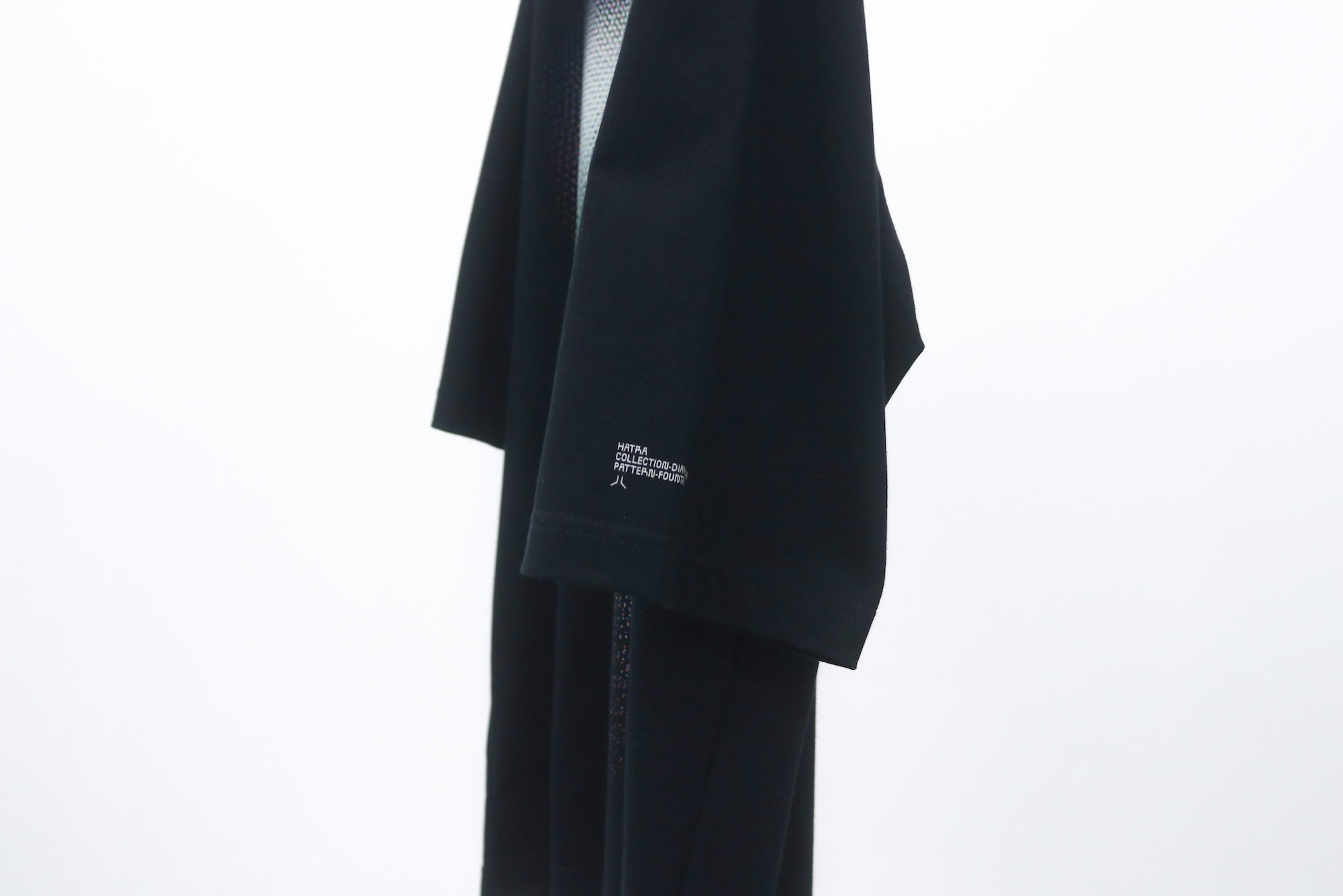 HATRA Neu Tri Shirt /dark ￥35,200タグ付き美品 hatra -ハトラ- Neu Tri Shirt 香川県高松市のセレクトショップ