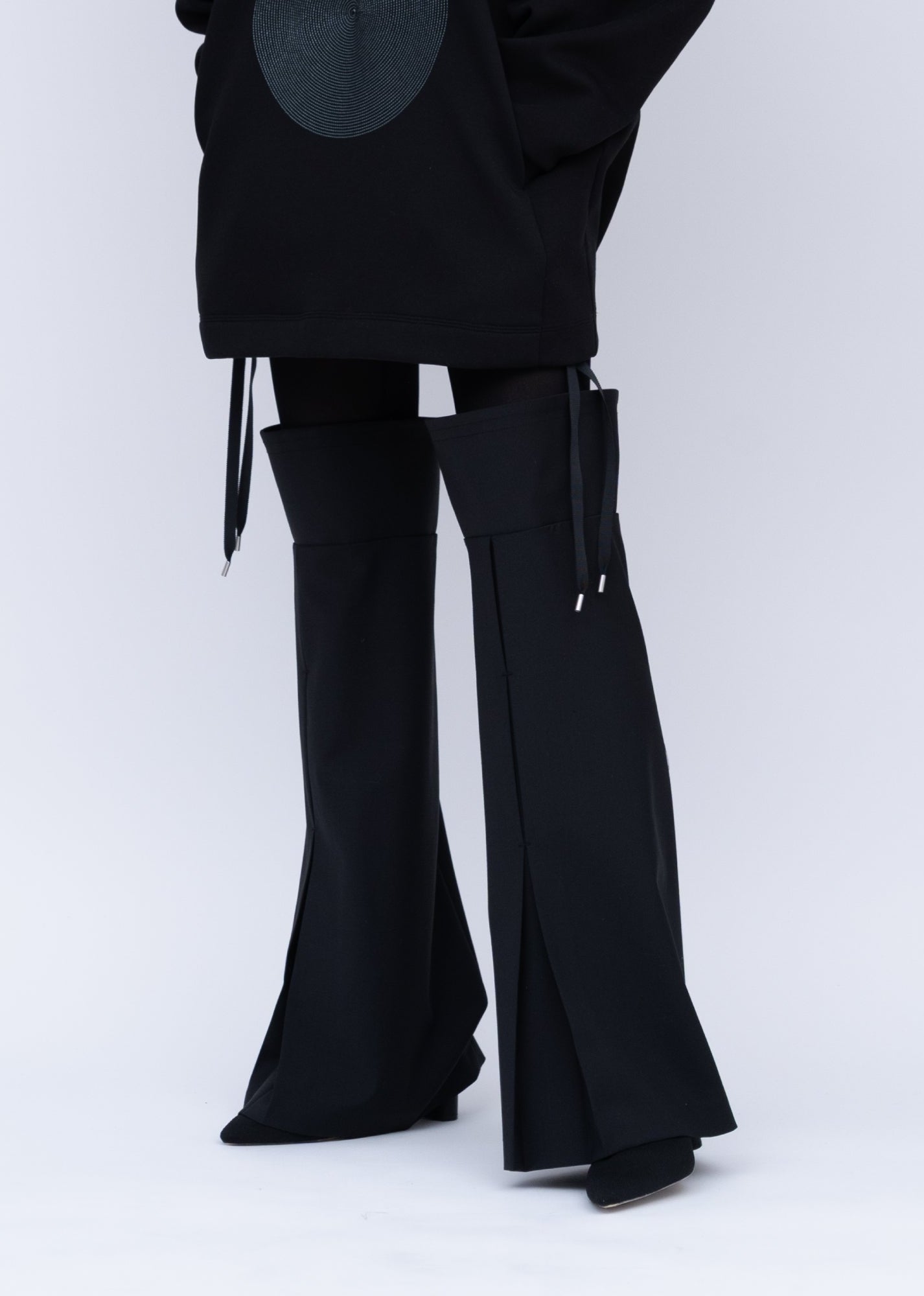 Hourglass Gaiters / black