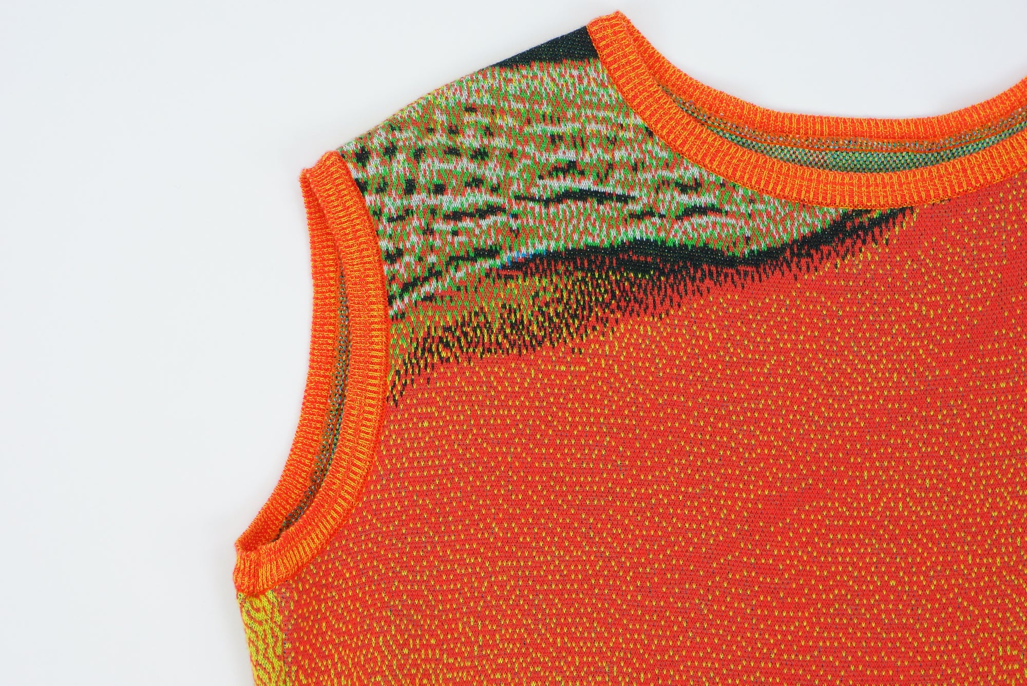 Syn Feather Robe / STRELITZIA