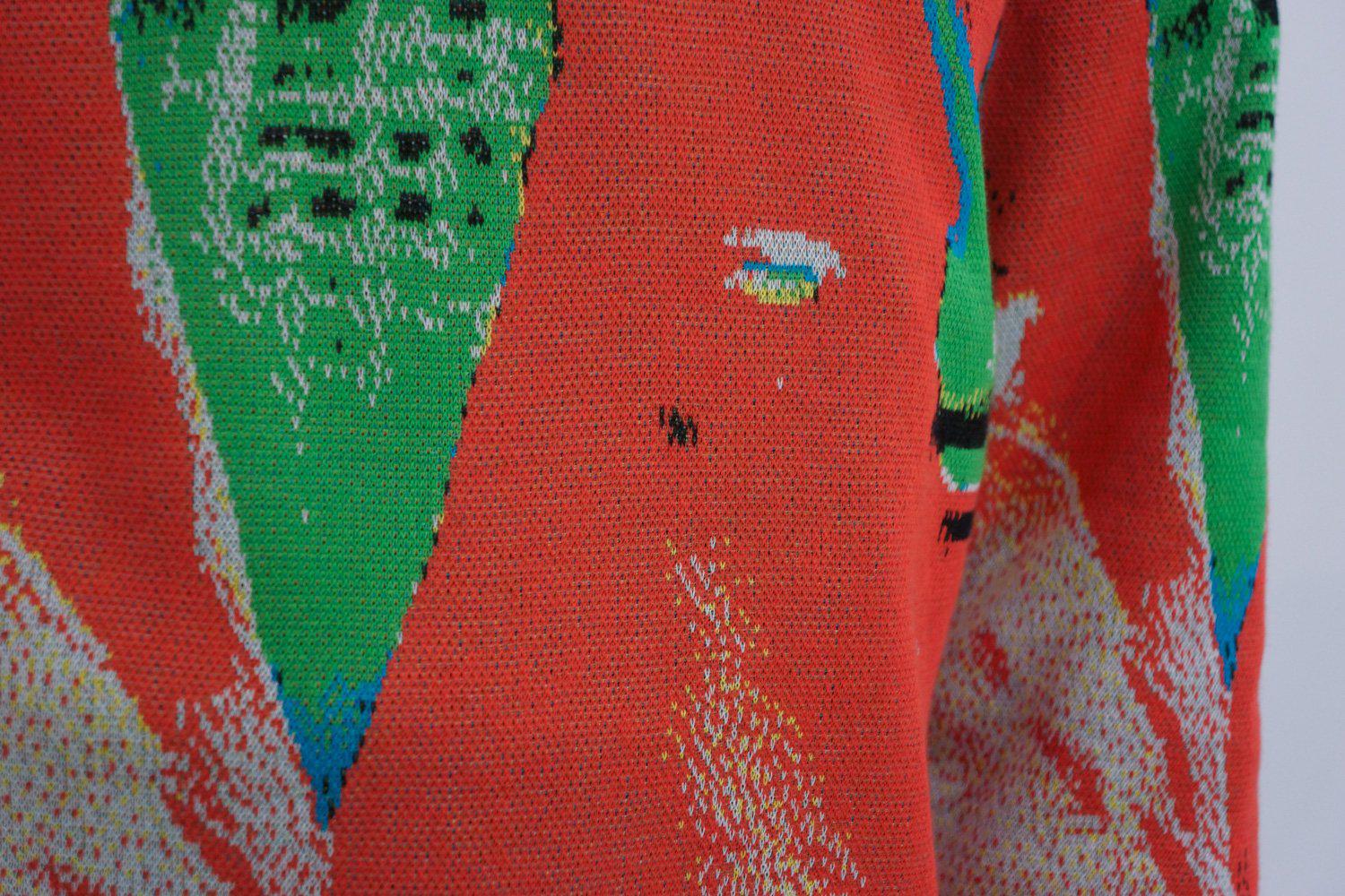 Syn_Feather_Sweater / Penguin