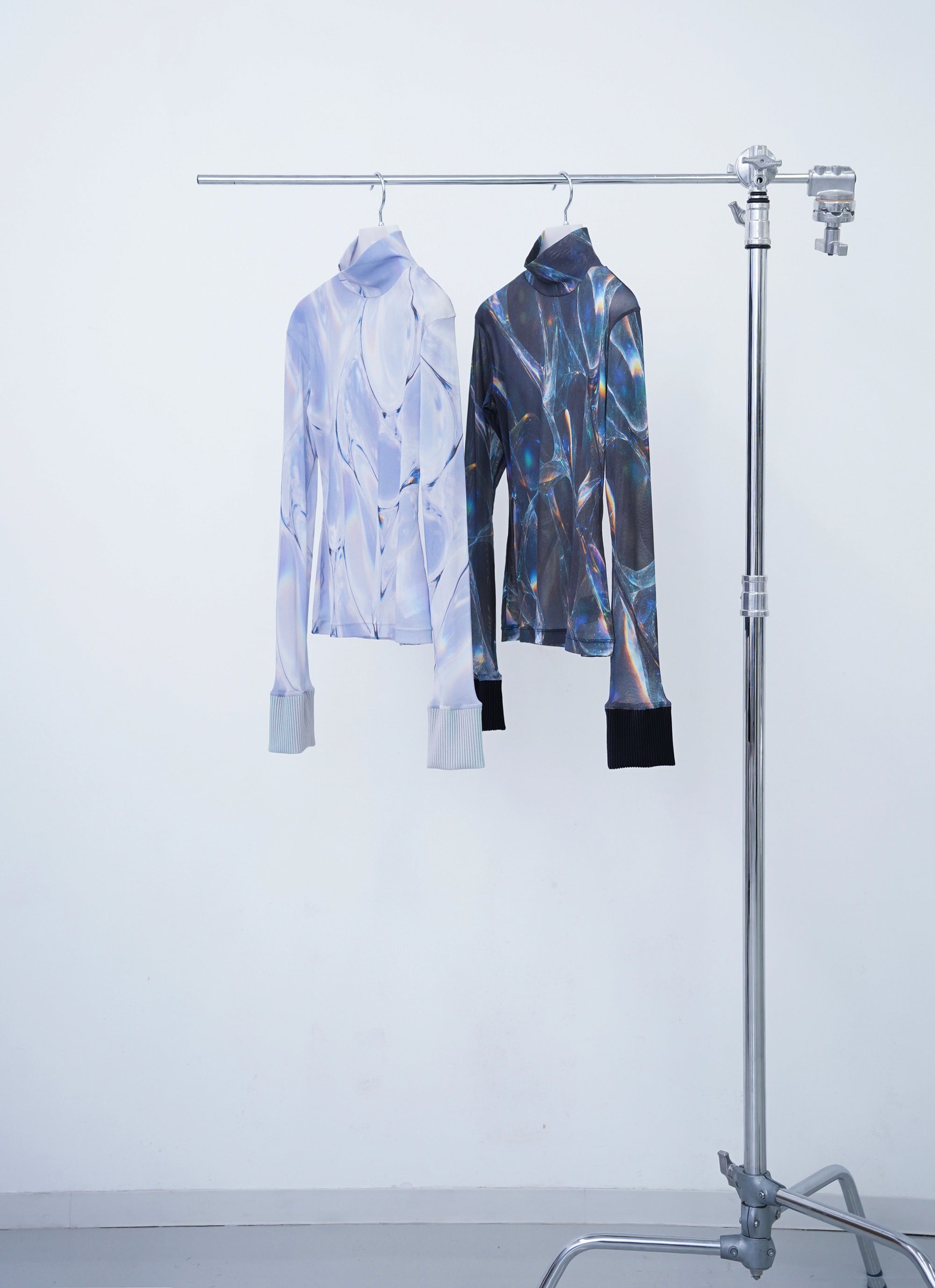 [PRE] Hi Oyster / light