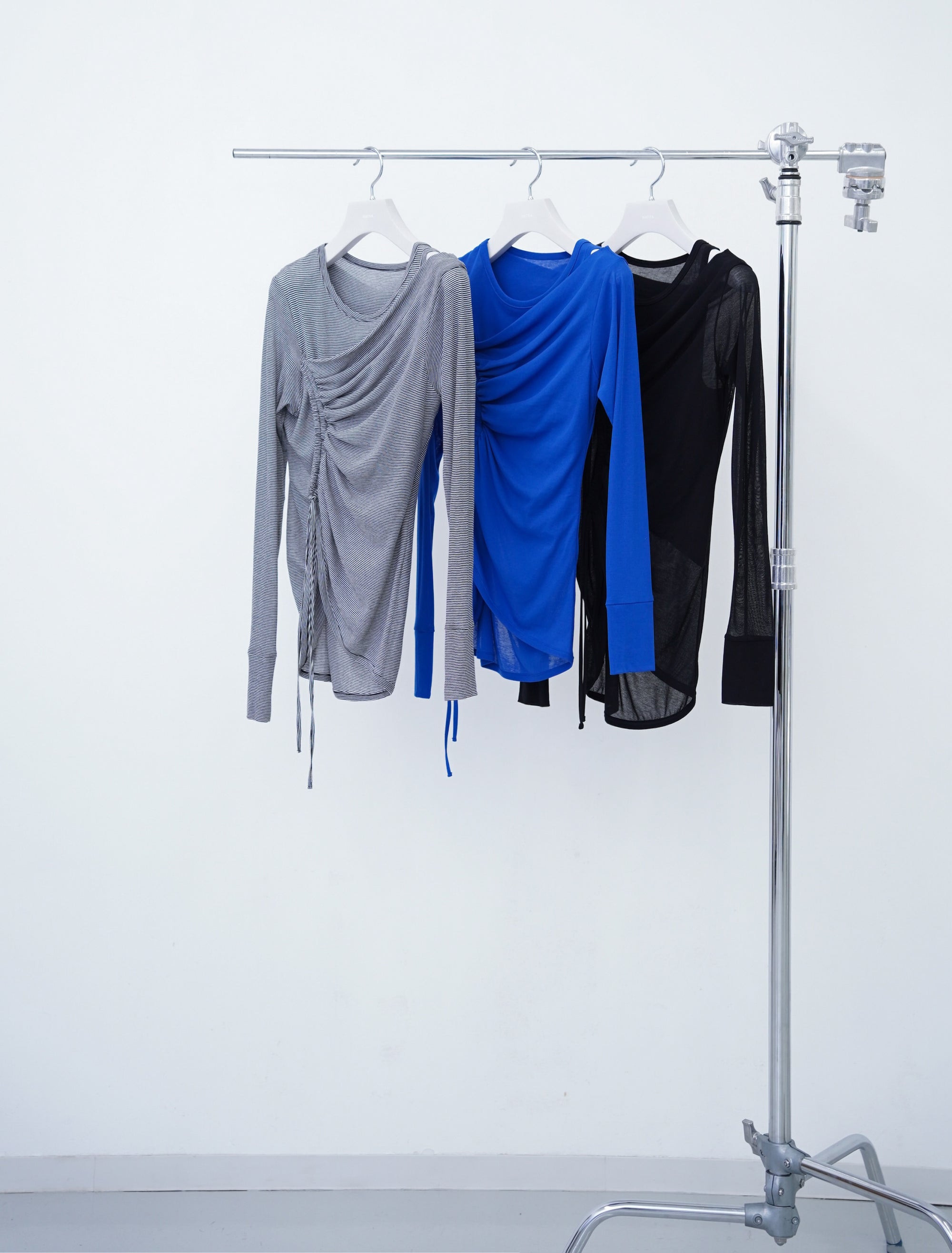 [PRE] Equil Tank / black