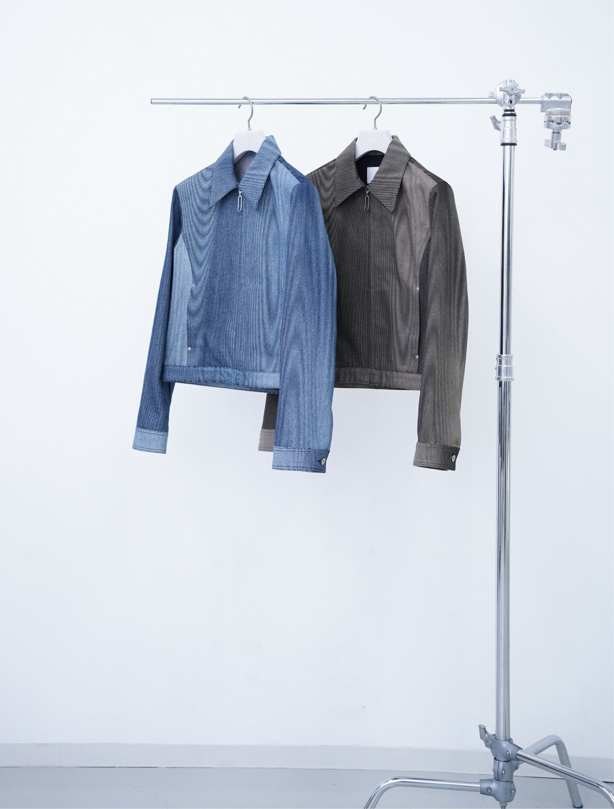 [PRE] Mirage Bleach Denim Jacket / navy
