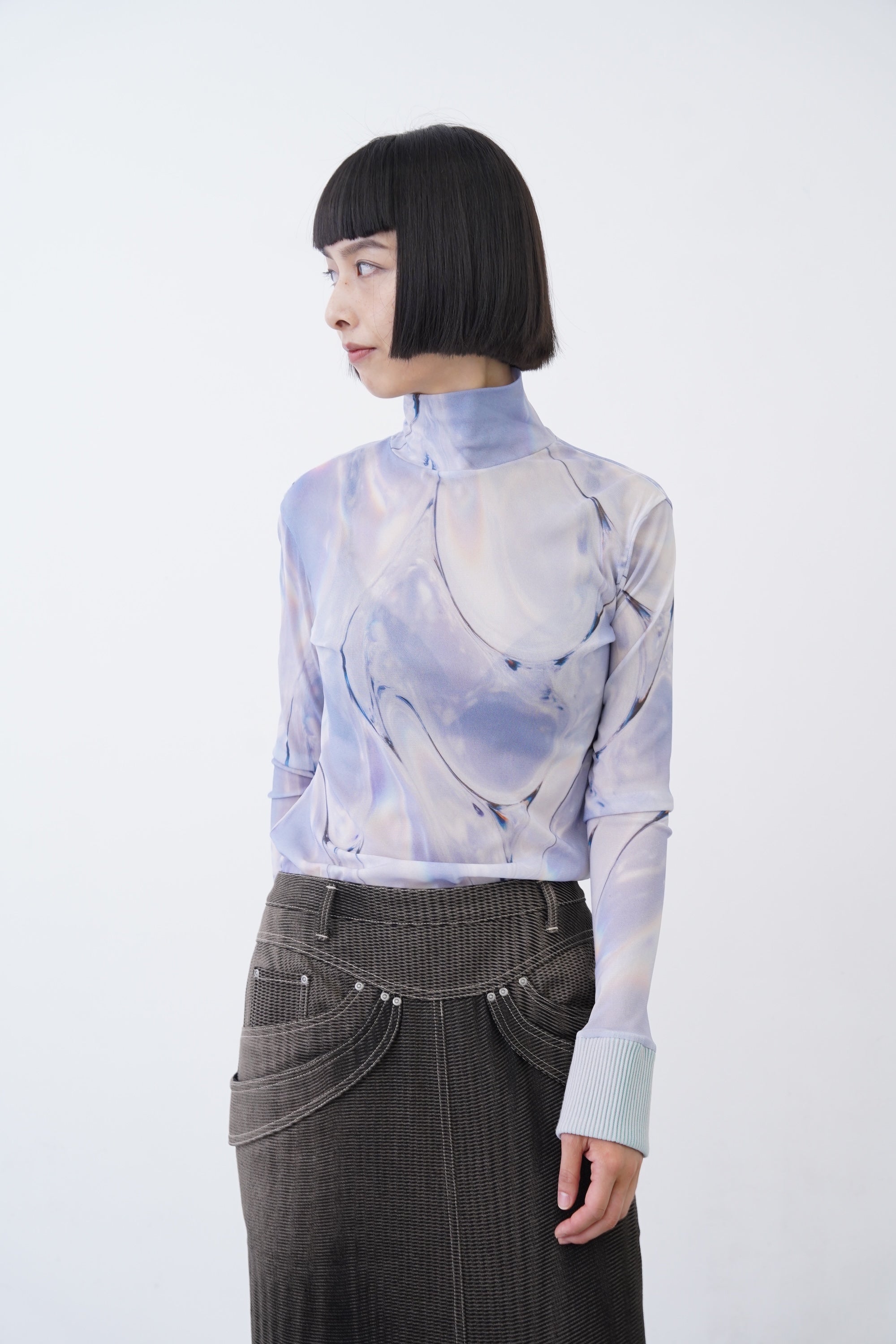 [PRE] Hi Oyster / light