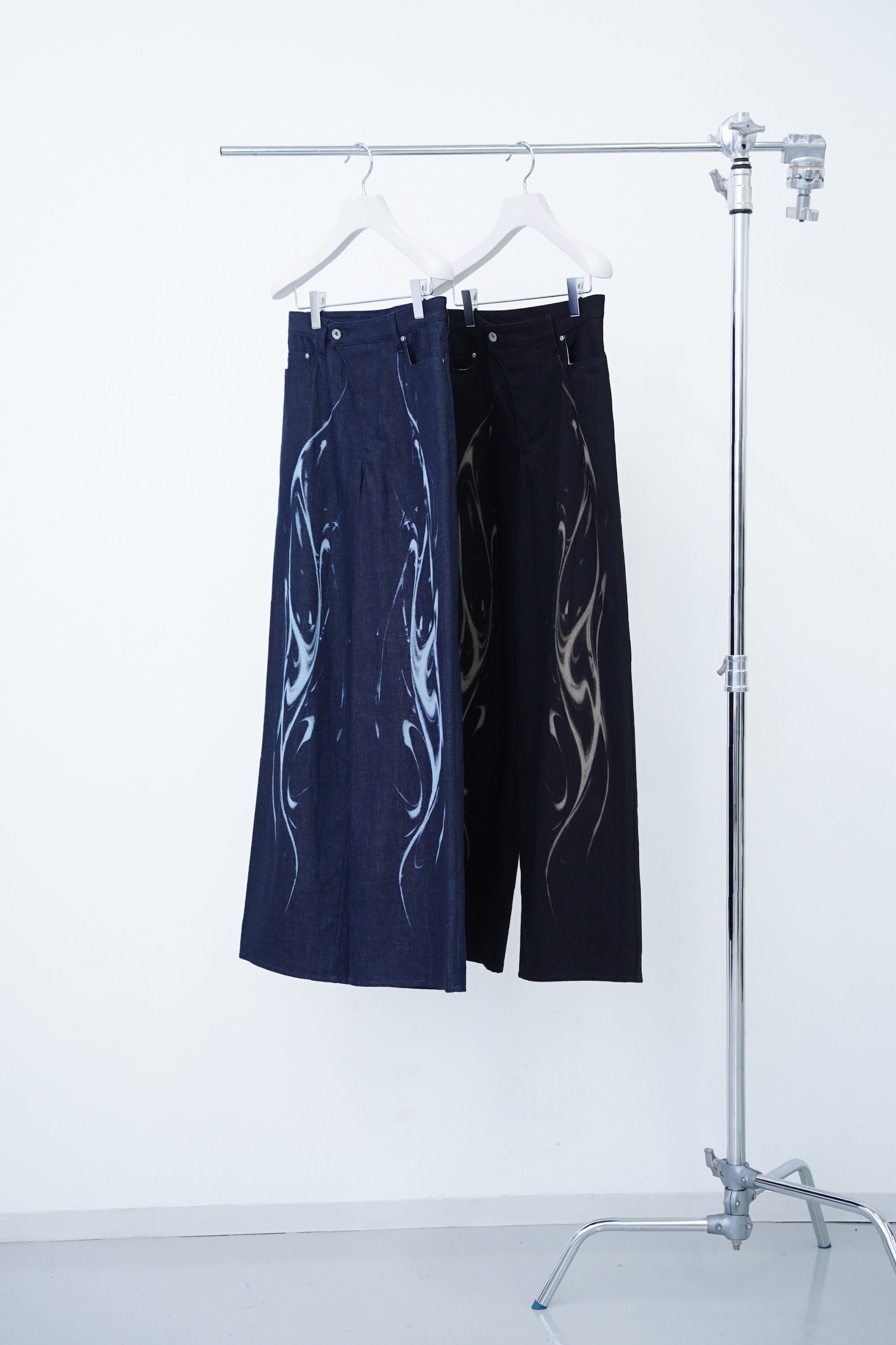 [PRE] Refract Bleach Denim / navy