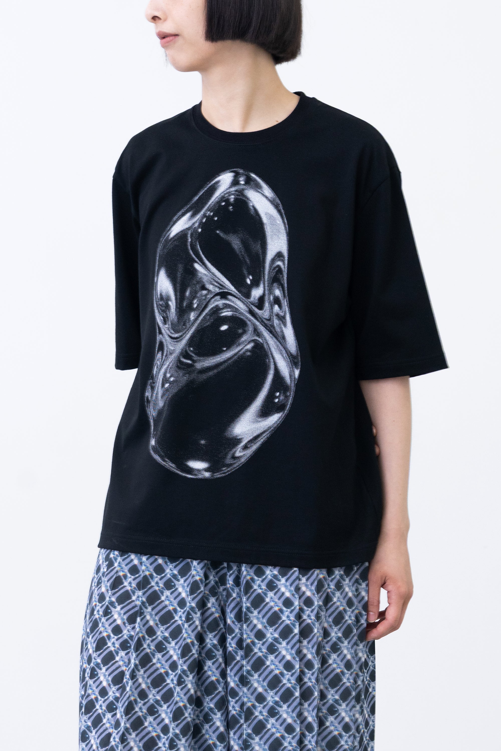 TS-Refract / black