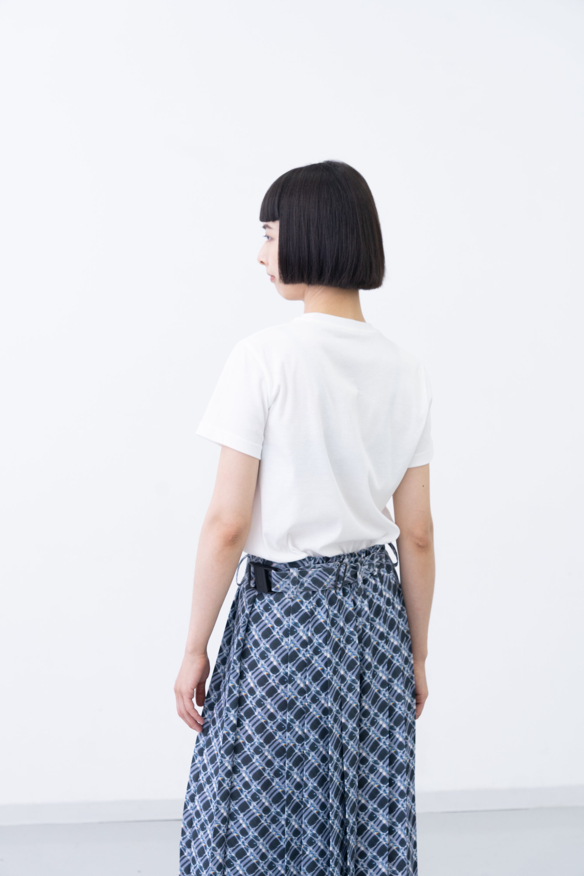 [PRE] TSS-Wave / white
