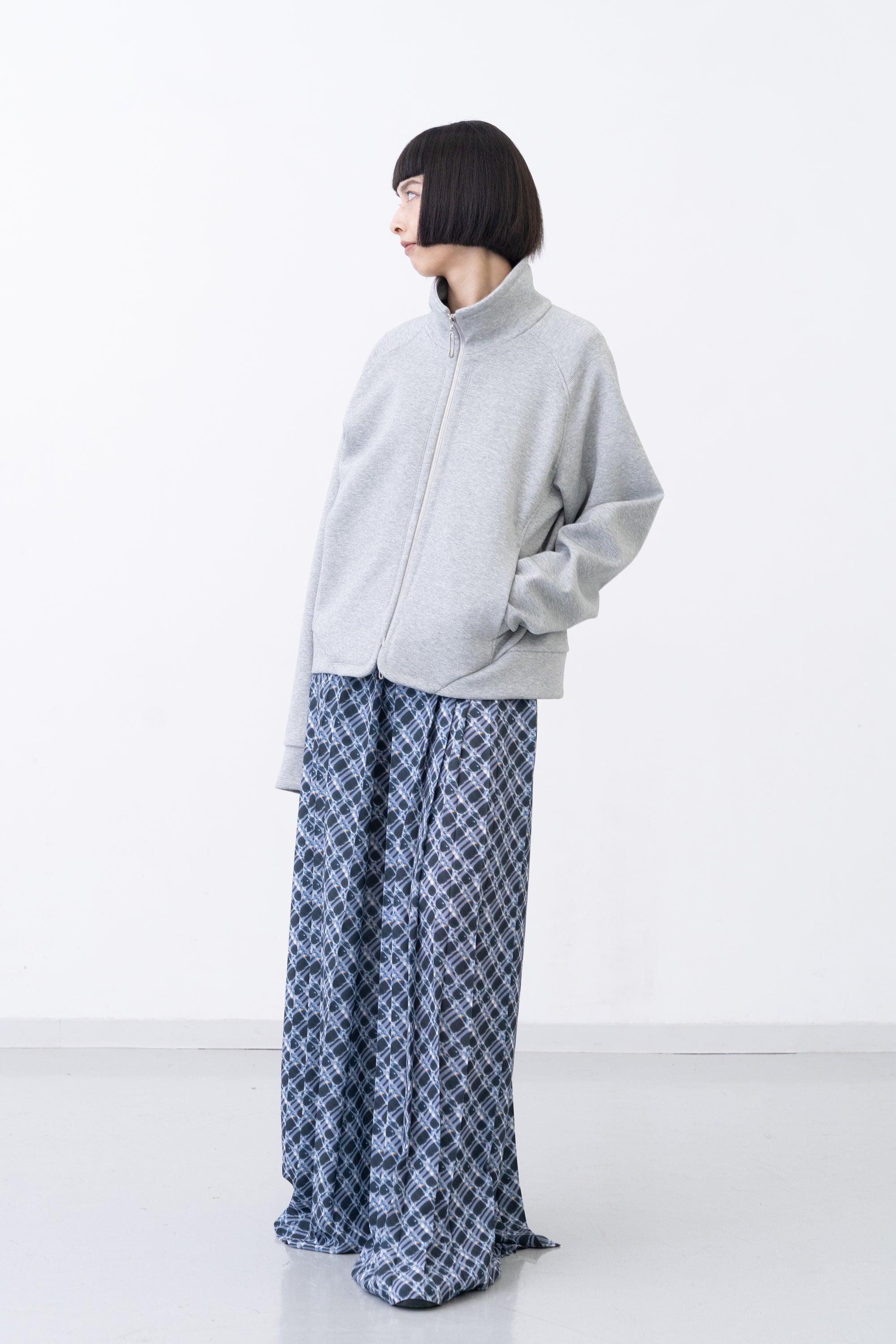[PRE] Spacer Jacket / grey