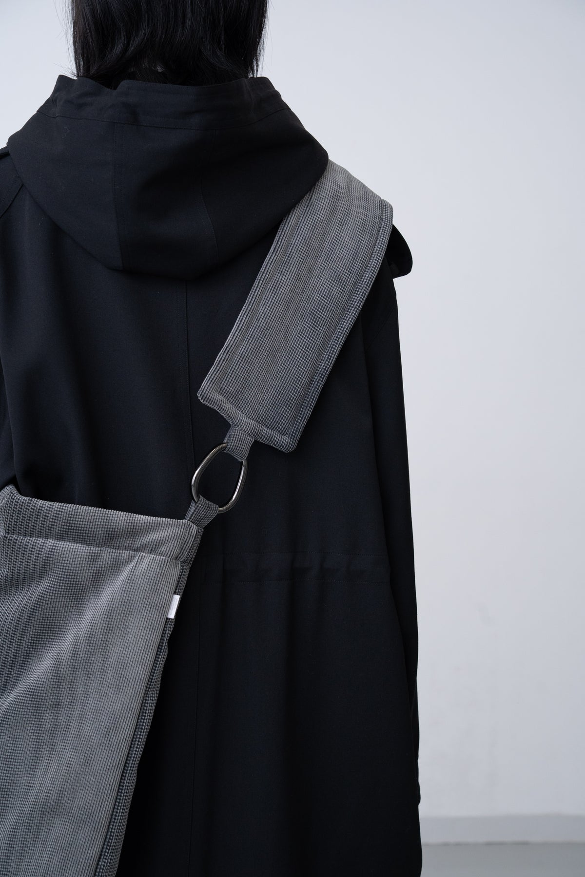 Mirage Corduroy Tote / steal-grey