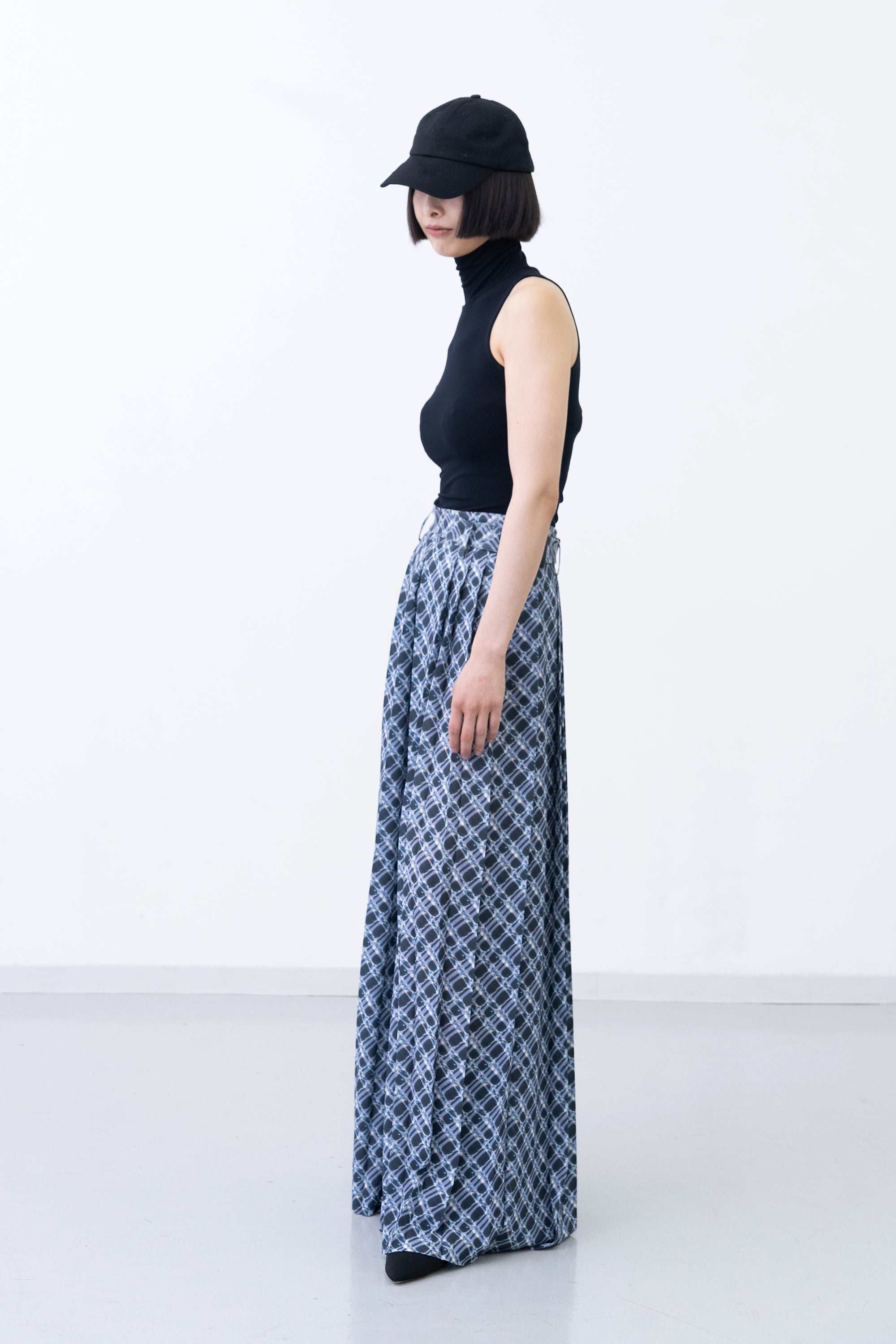 [PRE] Hi Skin / black