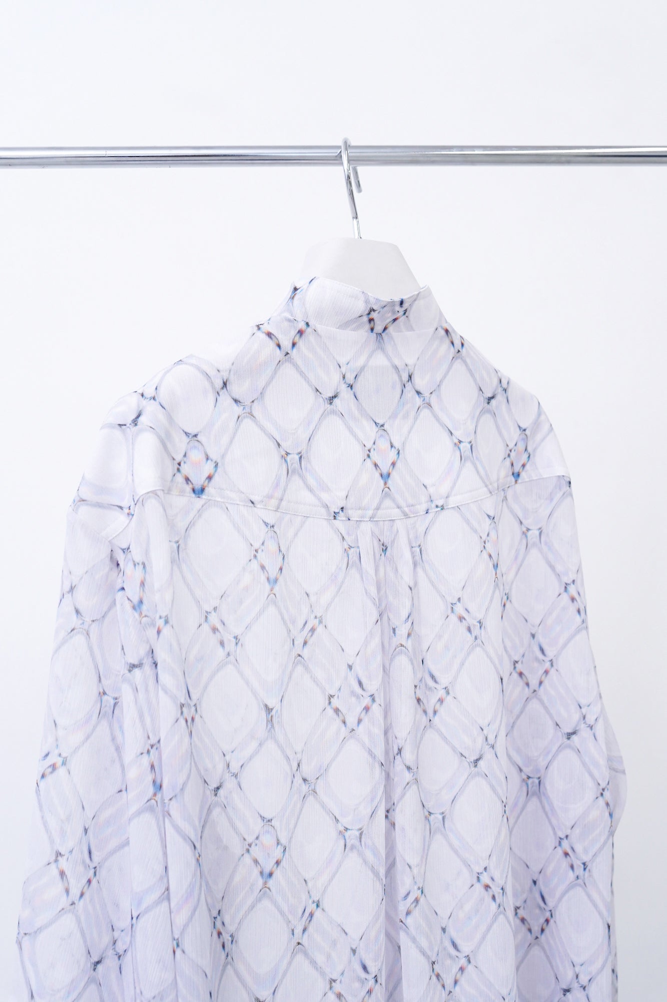 [PRE] Lattice Sheer Shirt / white