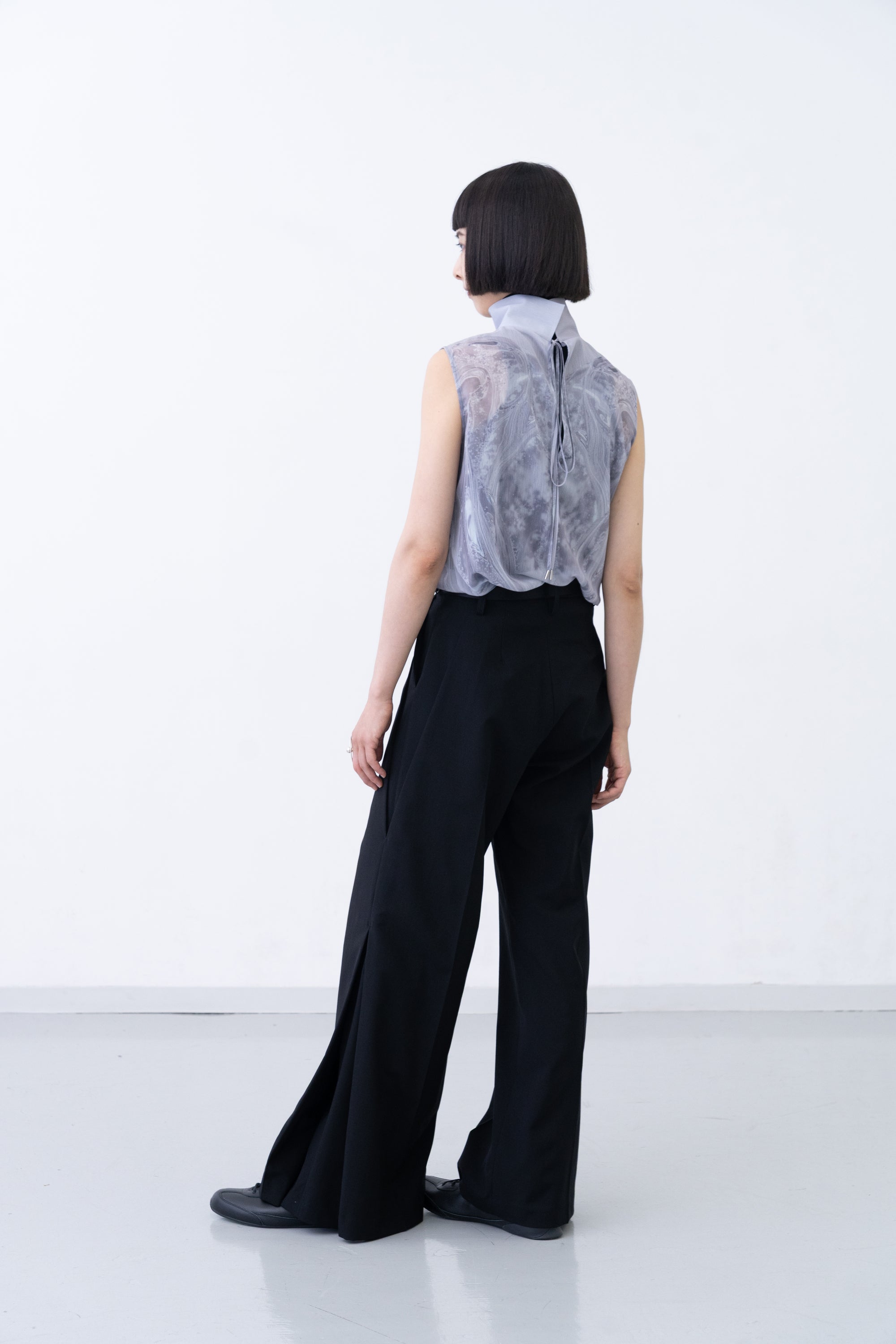 [PRE] Layhak Trousers / black
