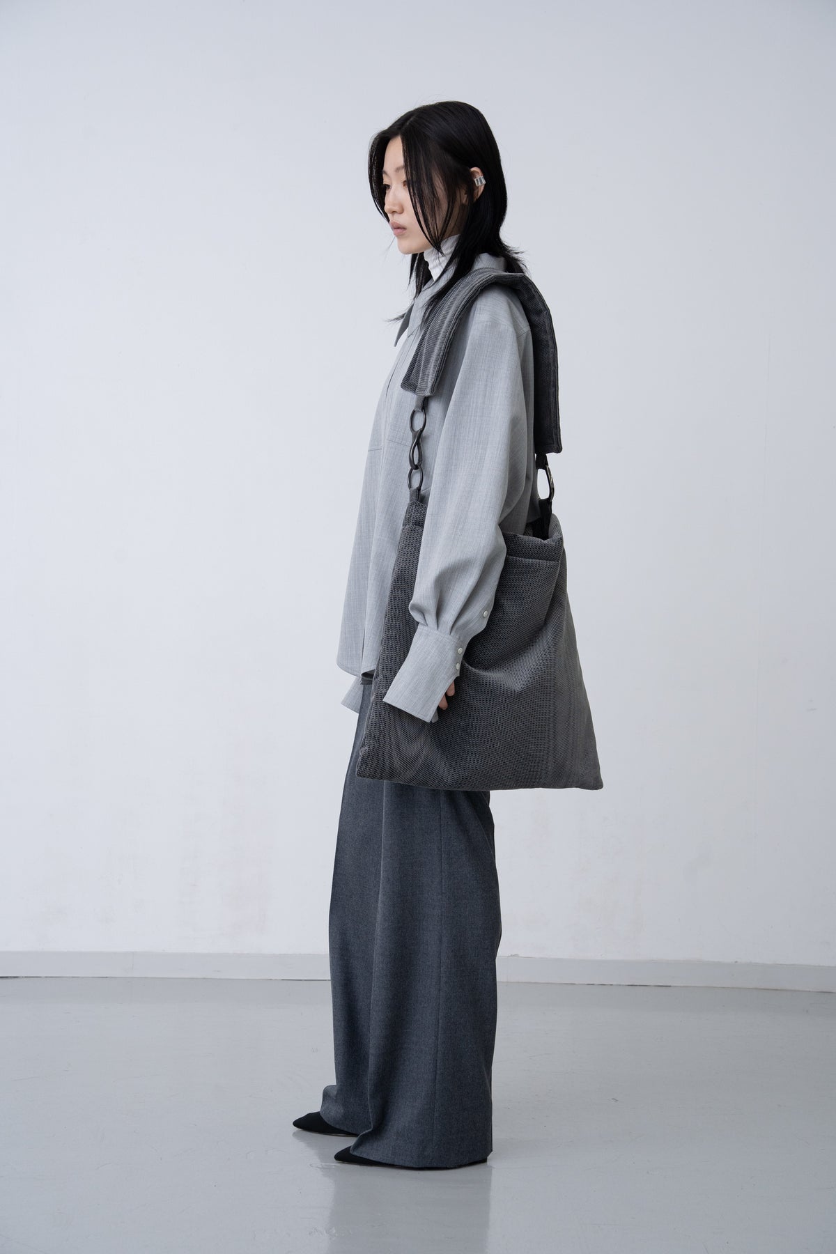 Mirage Corduroy Tote / steal-grey