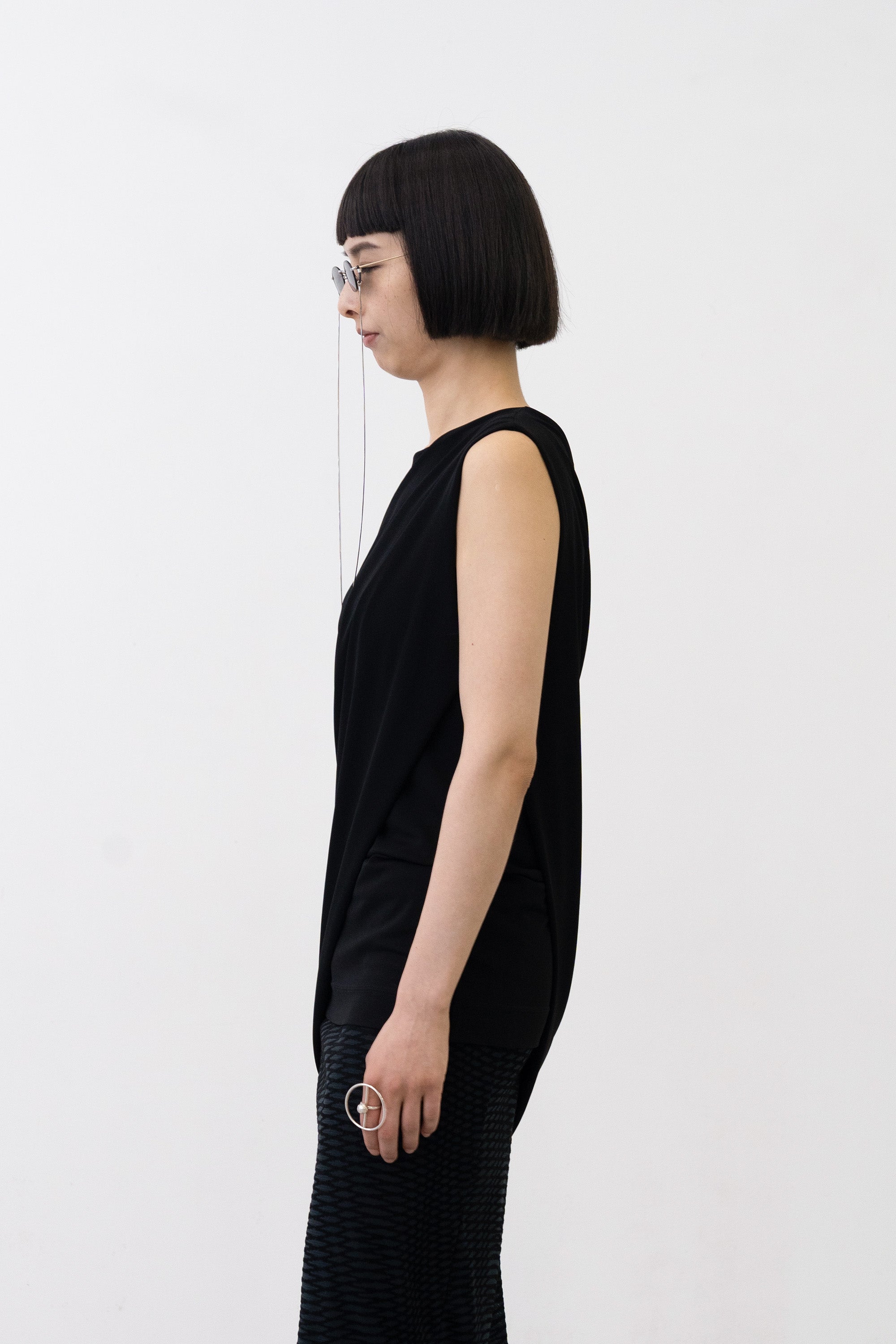 [PRE] Equil Drape Robe / black