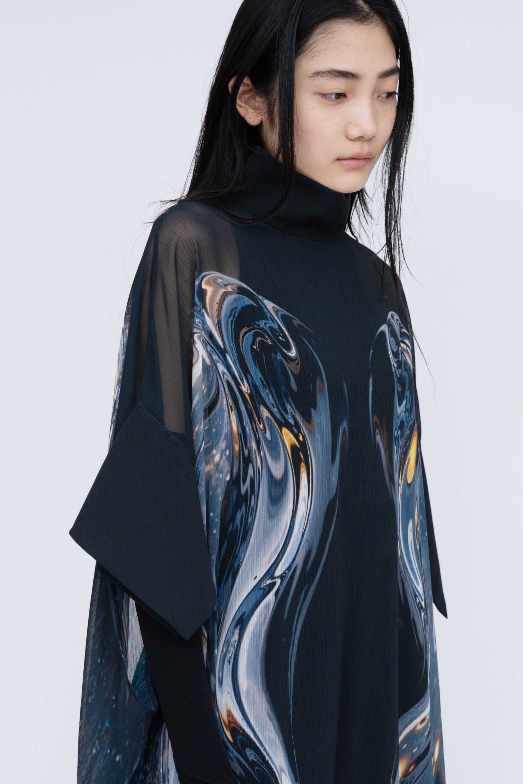 Phenomenal Sheer Robe / black