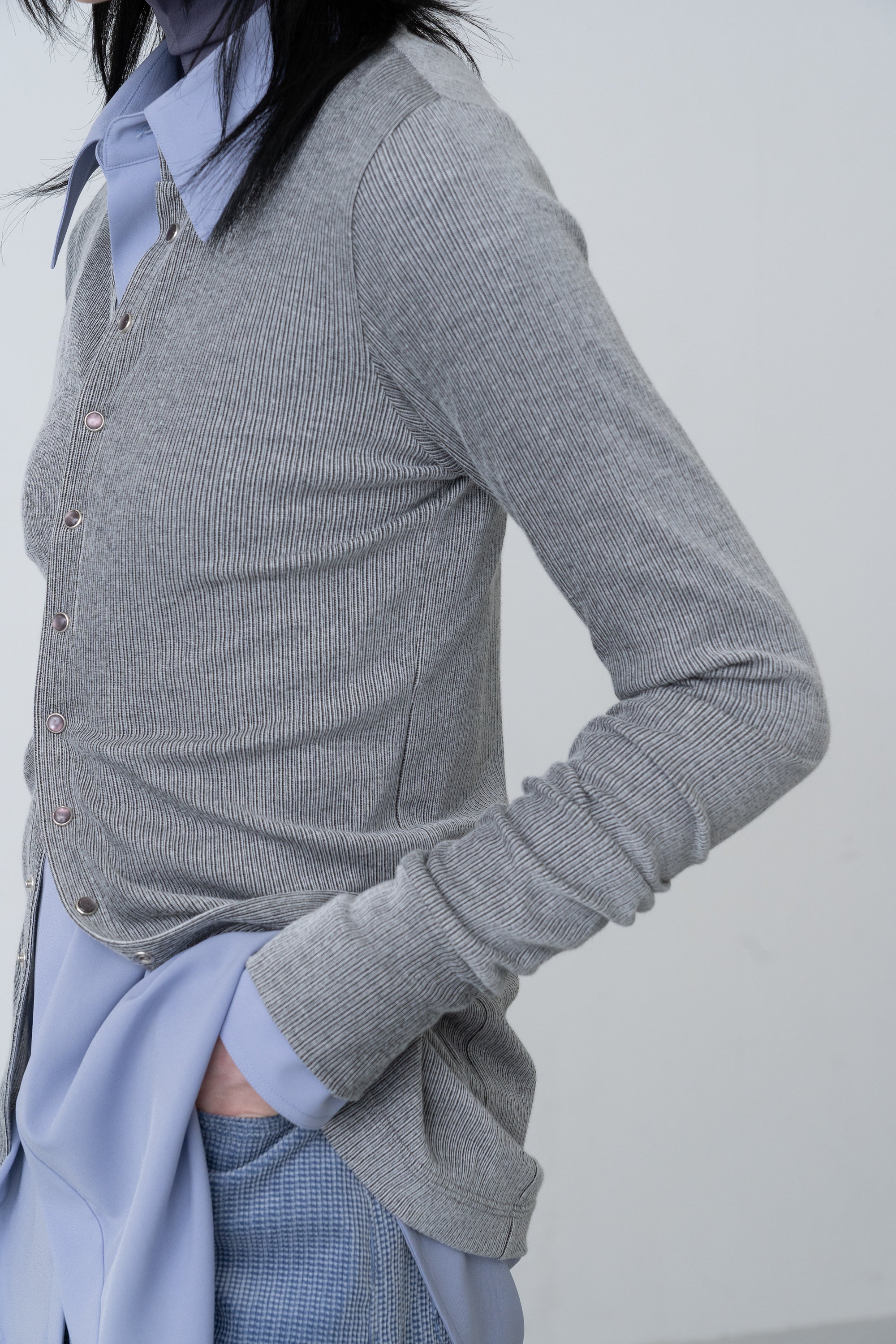 Pearl Dot Cardigan / grey
