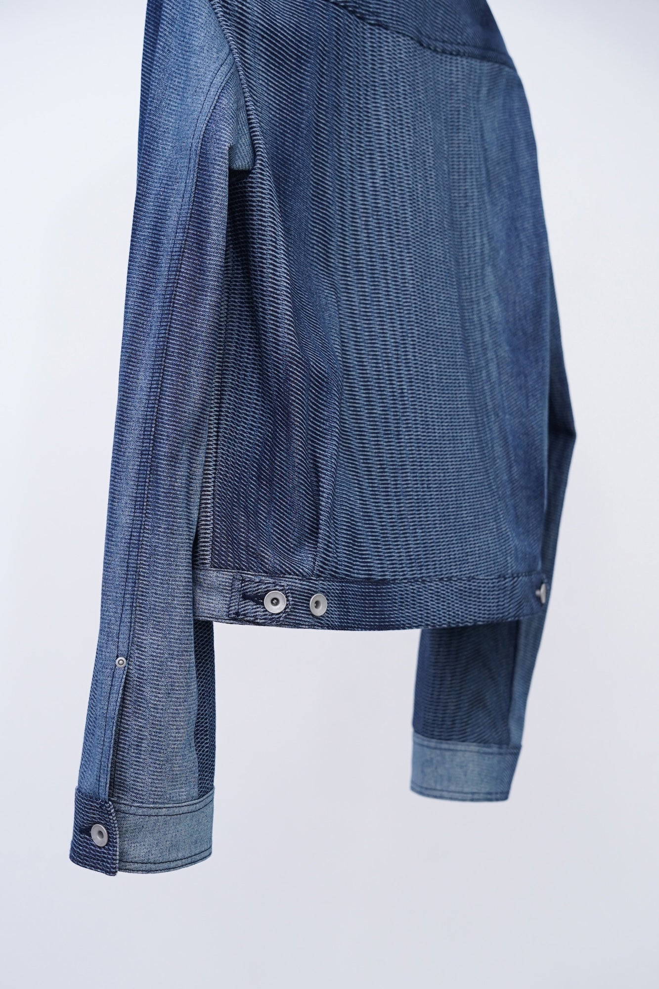 [PRE] Mirage Bleach Denim Jacket / navy