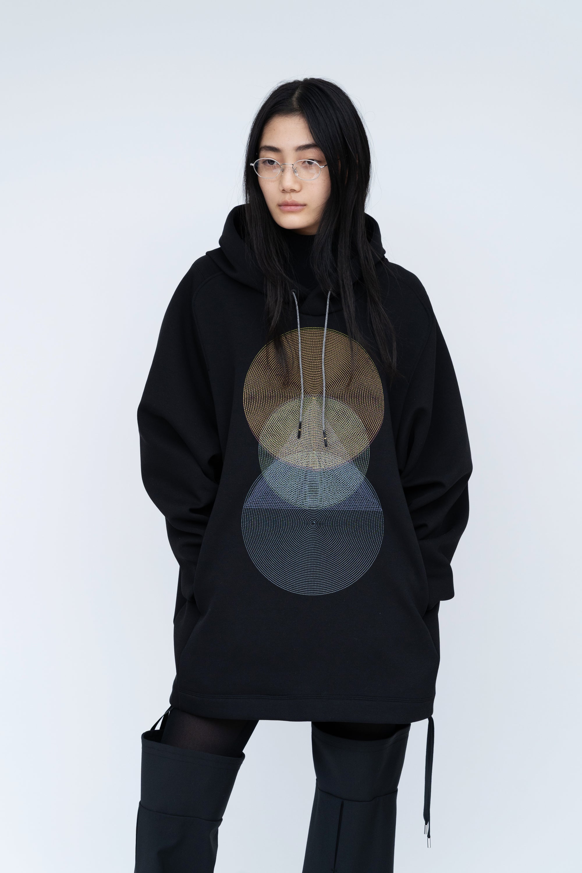 Echo Embroidery Hoodie / grey