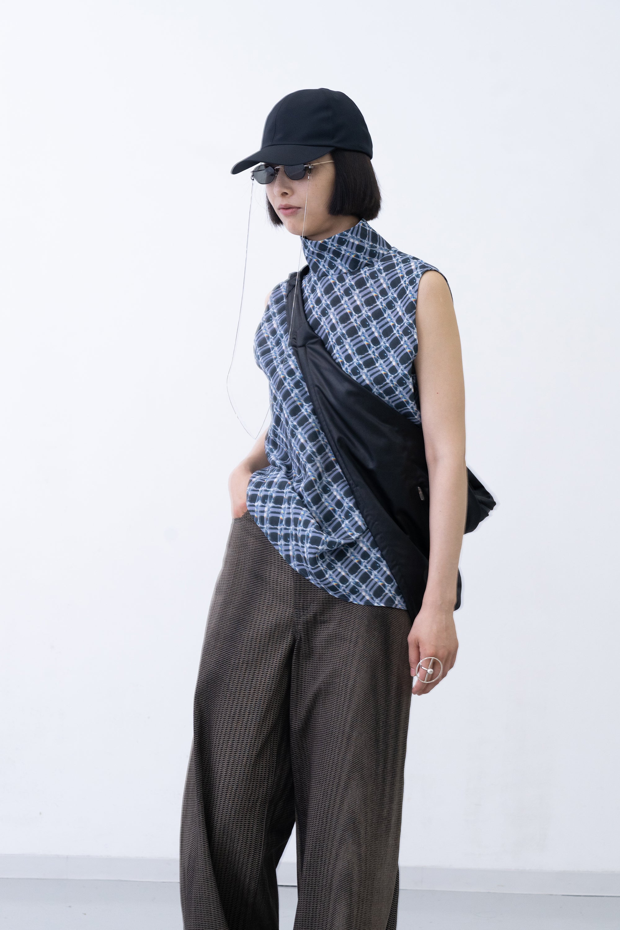 [PRE] Lattice Blouse / charcoal