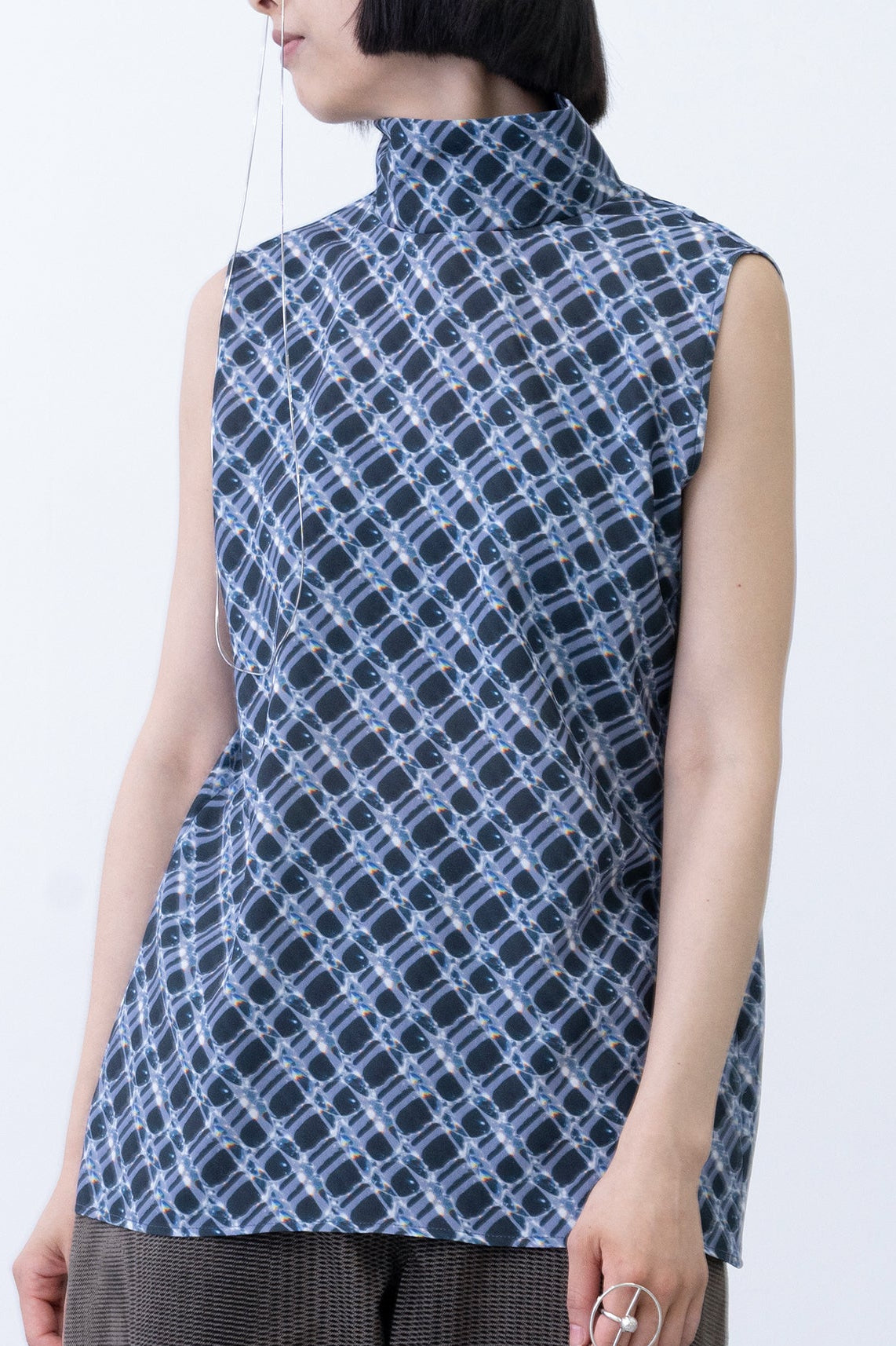Lattice Blouse / charcoal