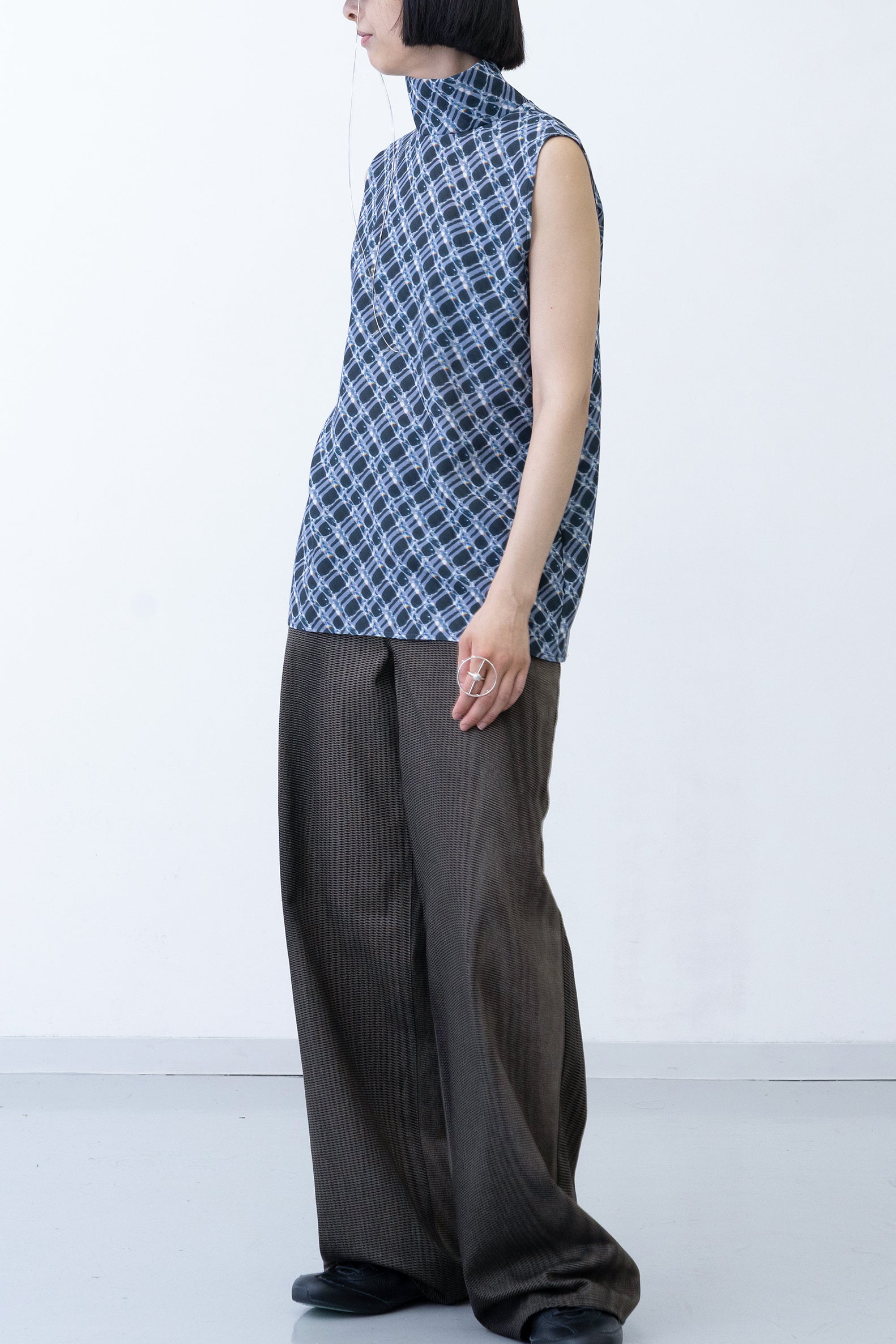 Lattice Blouse / charcoal