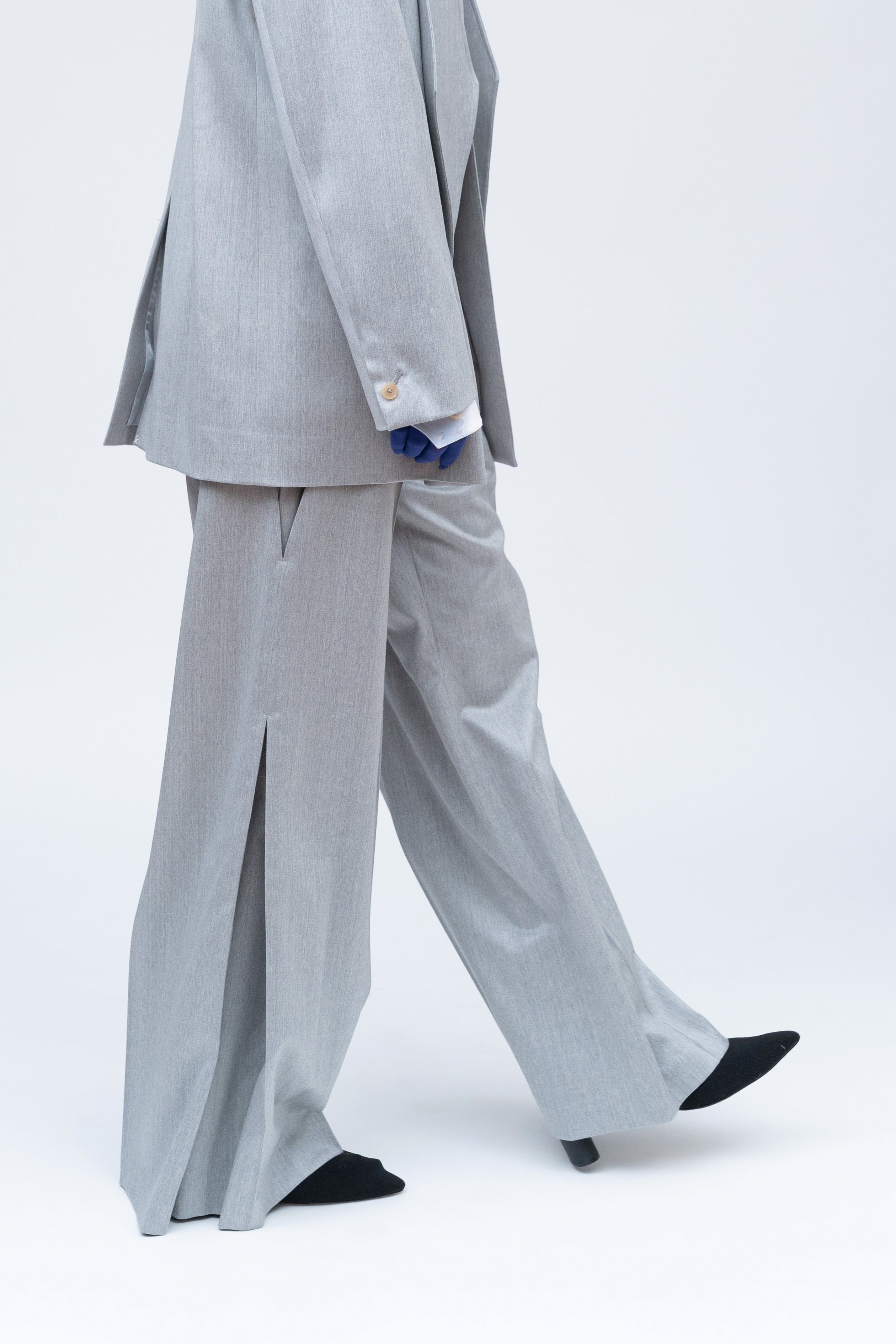 ヒロさま背 Layhak Trousers / grey – HATRA OFFICIAL