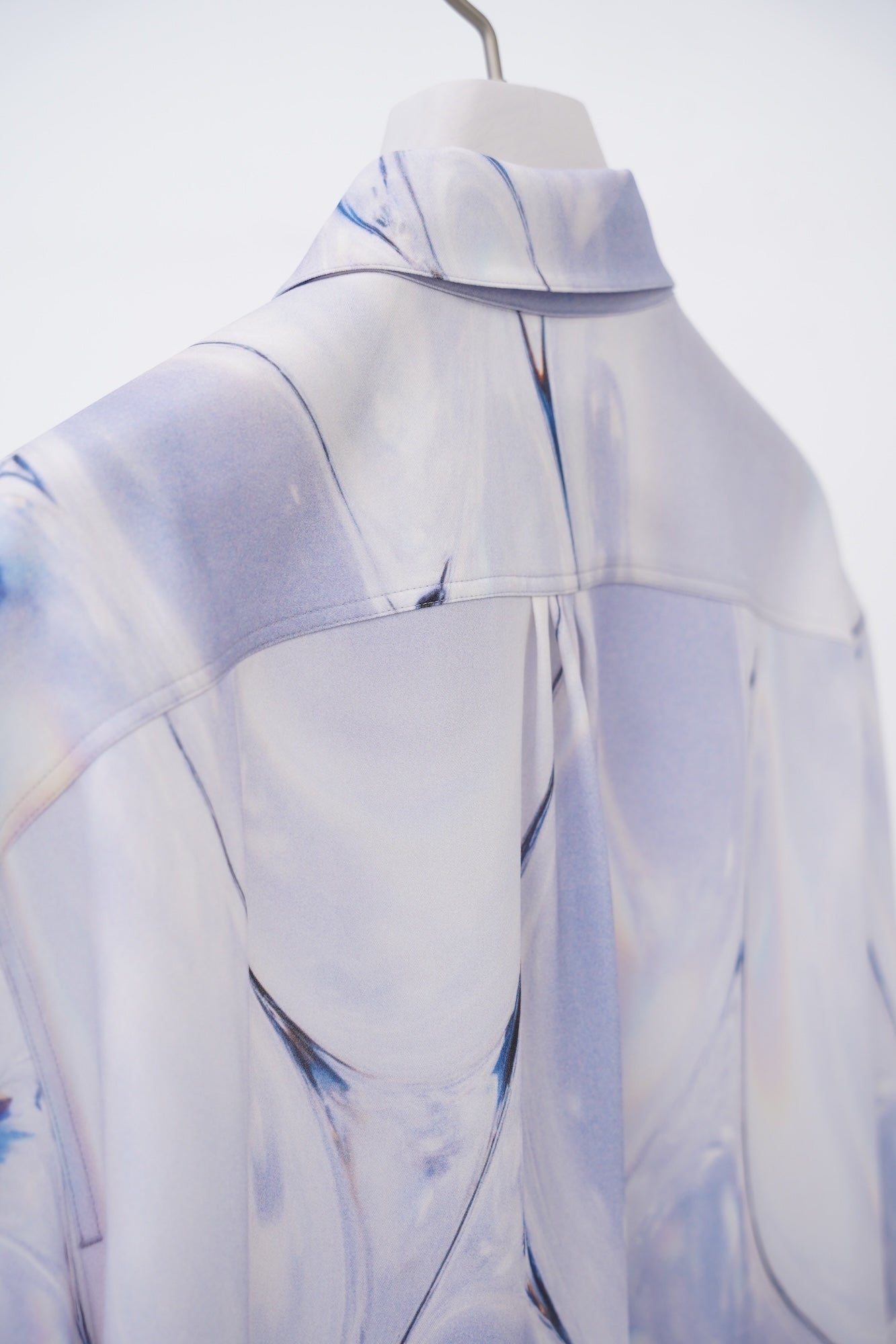 [PRE] Tri Front Shirt Oyster / light