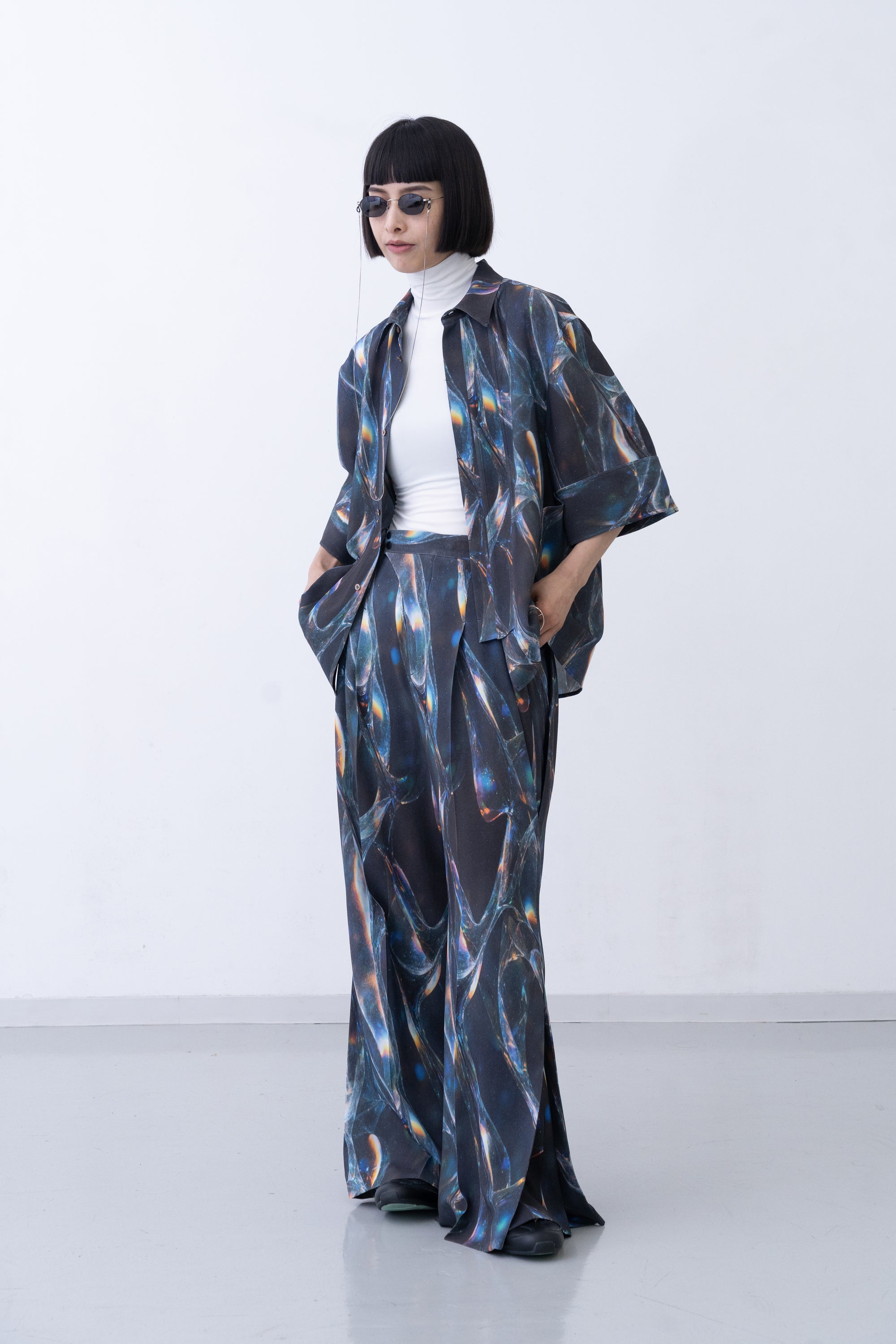 [PRE] Layhak Trousers Oyster / deep