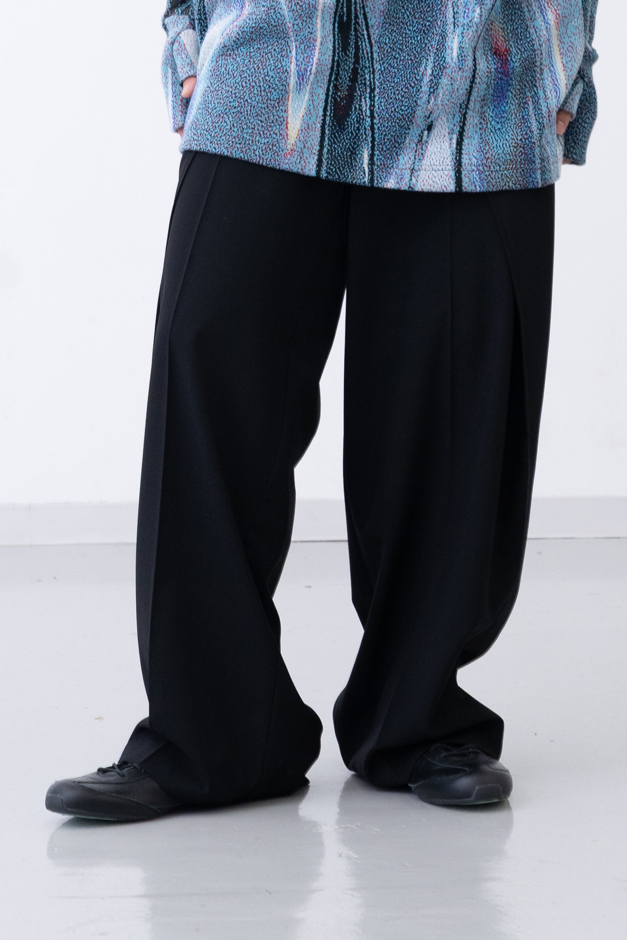 [PRE] Dia Tailored Trousers / black