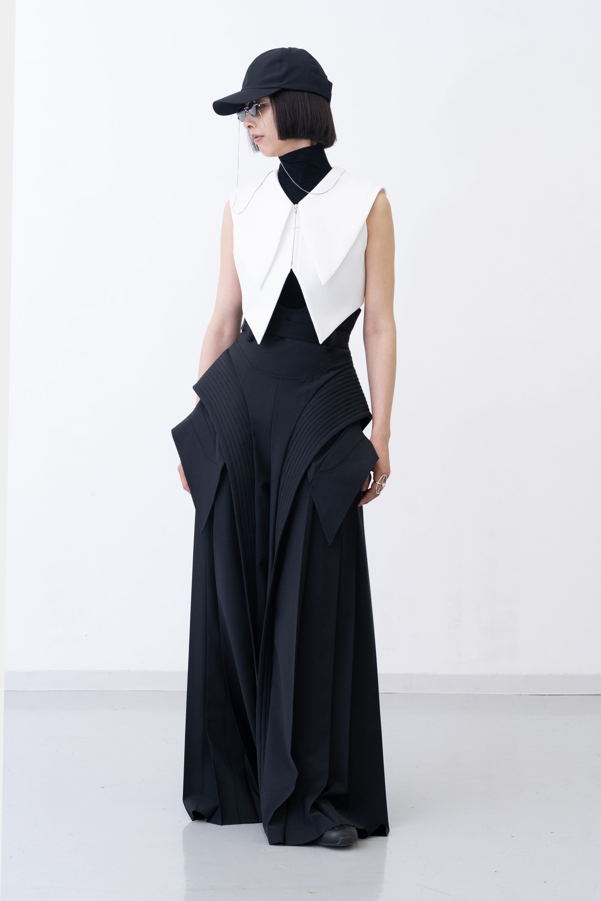 [PRE] VV Bolero / white